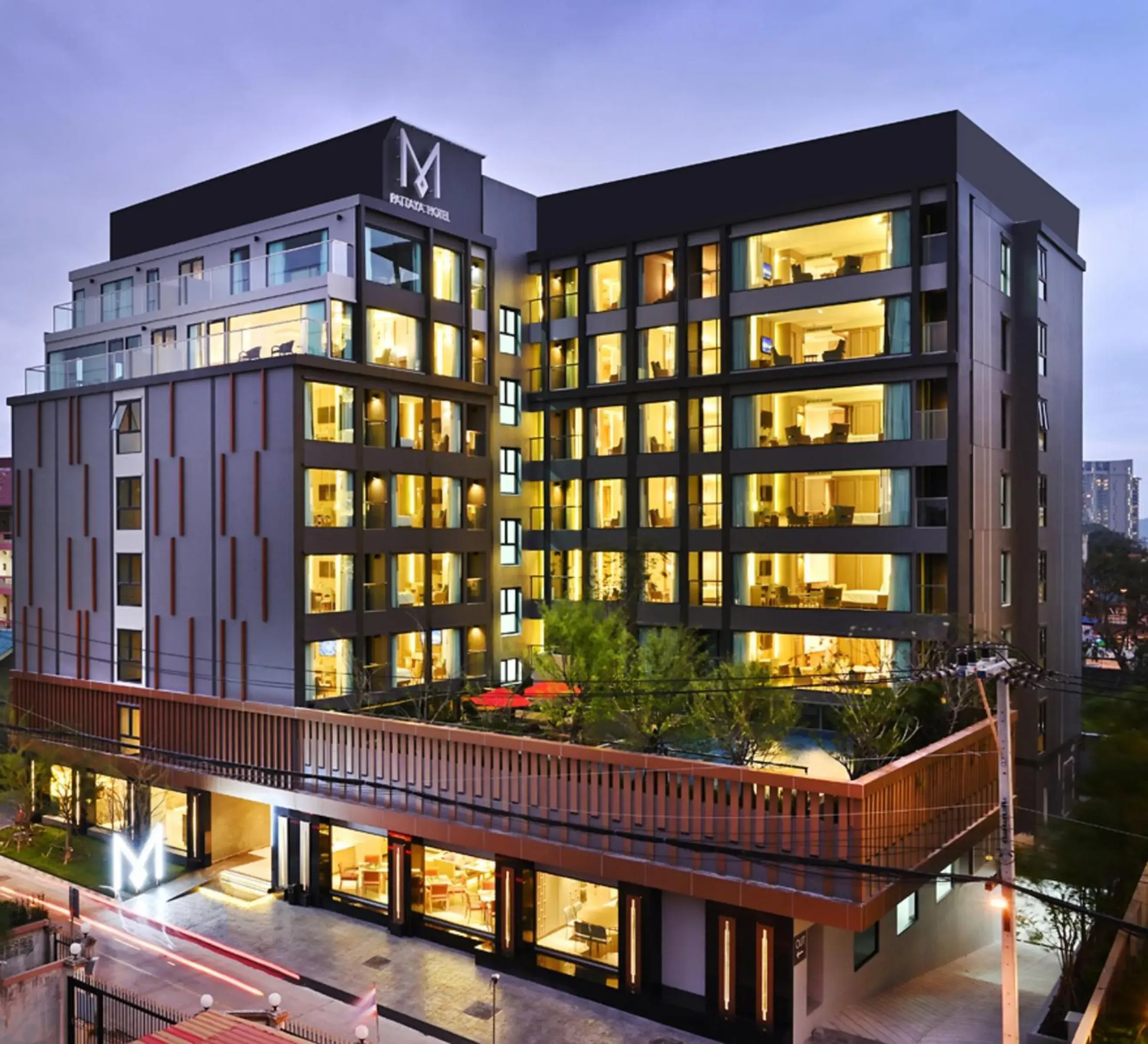 Property building in M Pattaya Hotel - SHA Extra Plus Property building in M Pattaya Hotel - SHA Extra Plus
