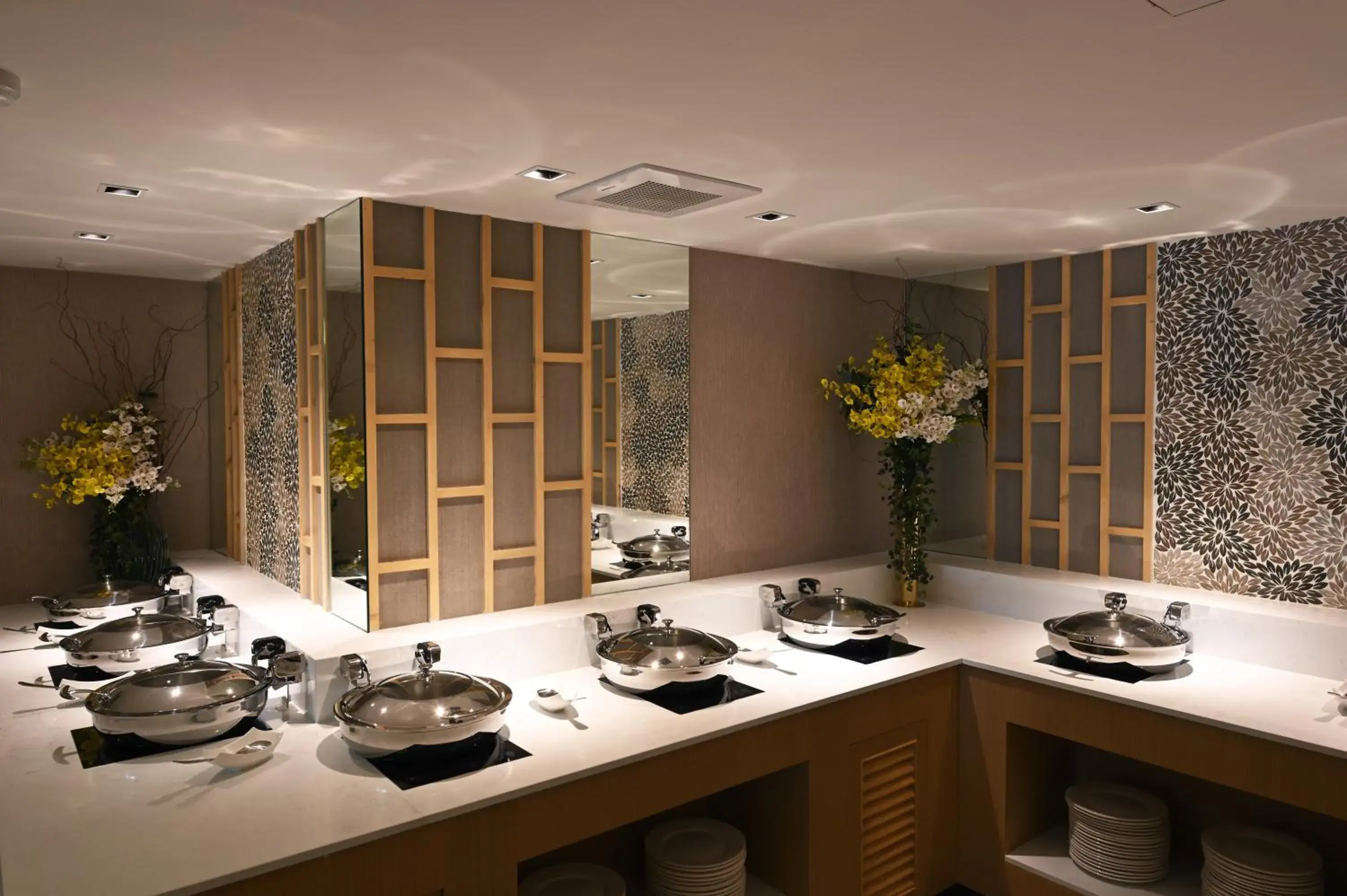 Breakfast in M Pattaya Hotel - SHA Extra Plus Breakfast in M Pattaya Hotel - SHA Extra Plus