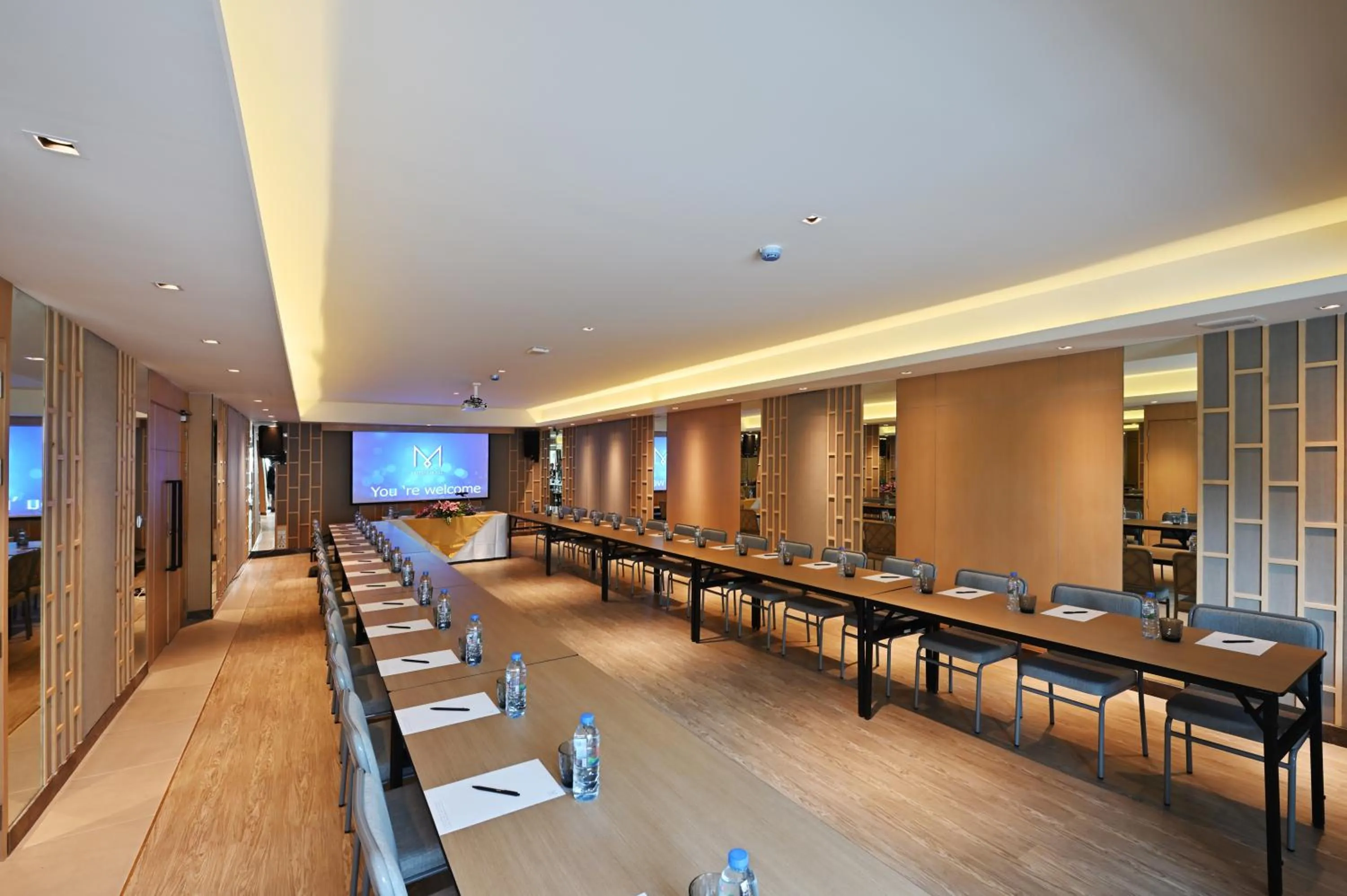 Meeting/conference room in M Pattaya Hotel - SHA Extra Plus