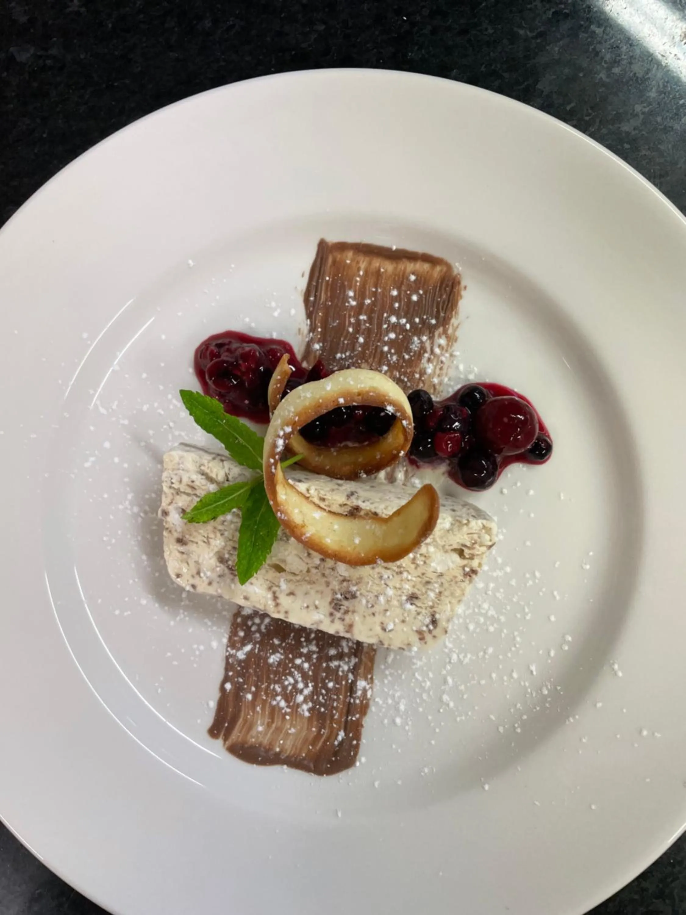 Loch Lein Country House