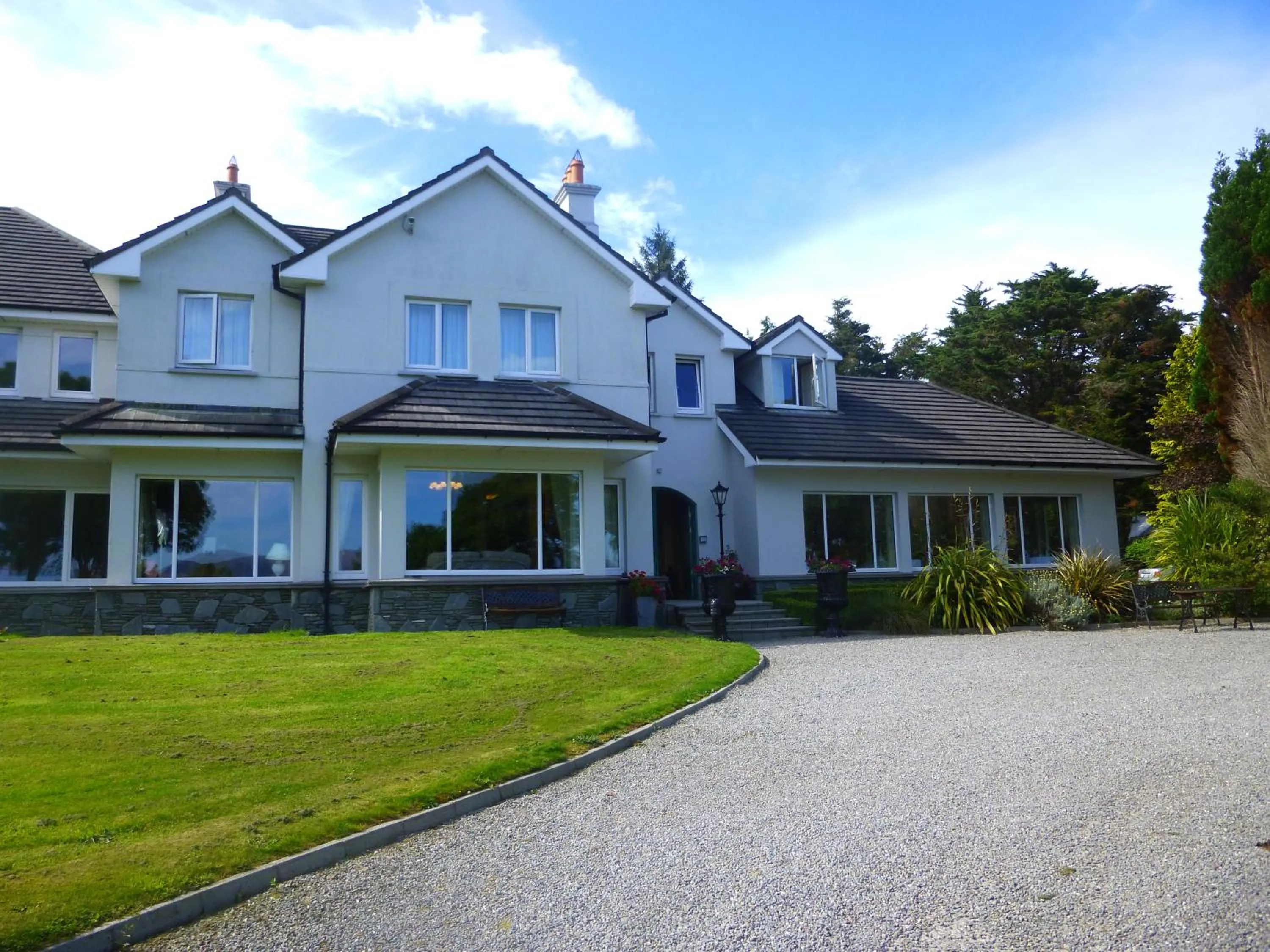 Property building in Loch Lein Country House
