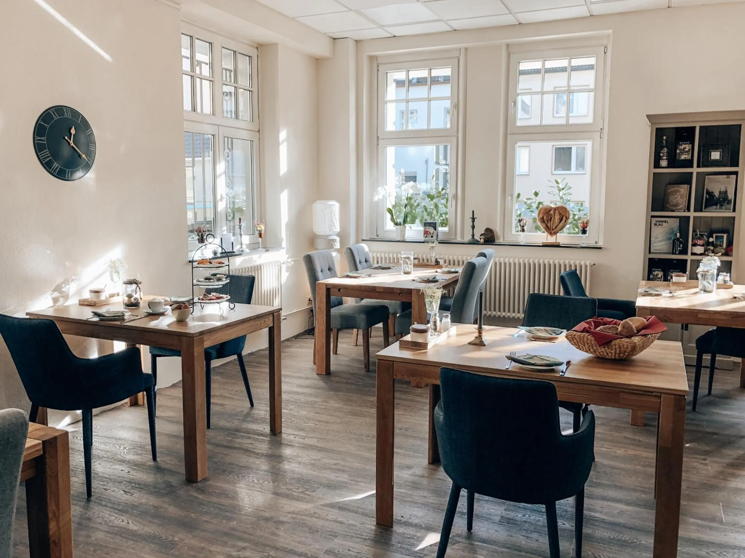 Bedroom in Fachwerk Hotel Wuppertal