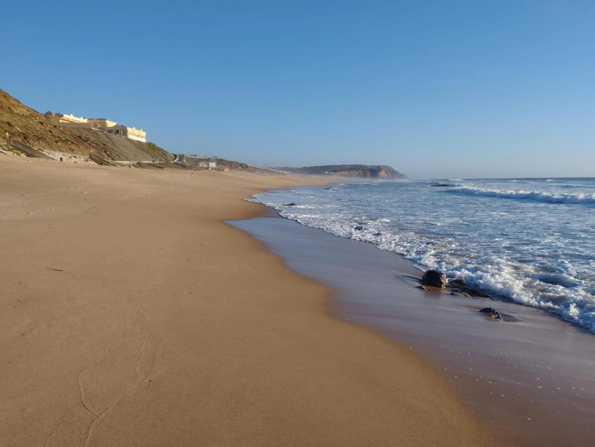 Property building in Hotel Apartamento Praia Azul