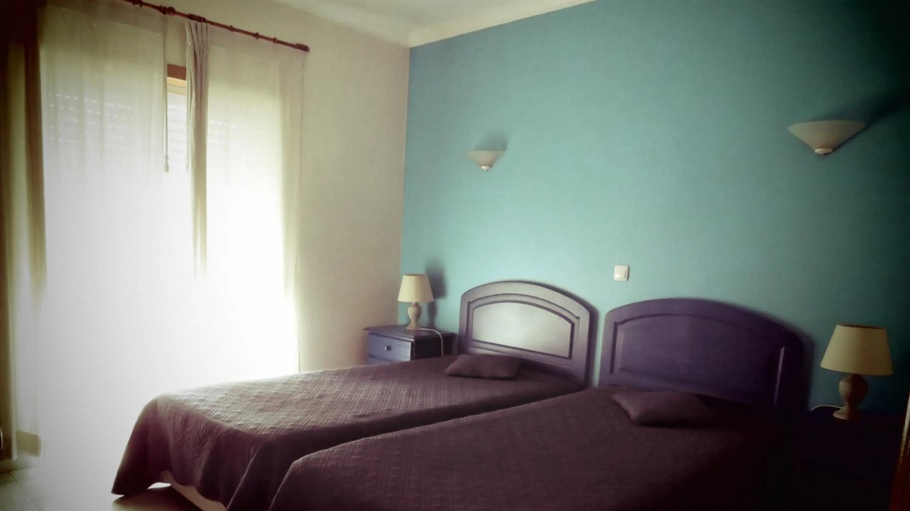 Bedroom, Bed in Hotel Apartamento Praia Azul