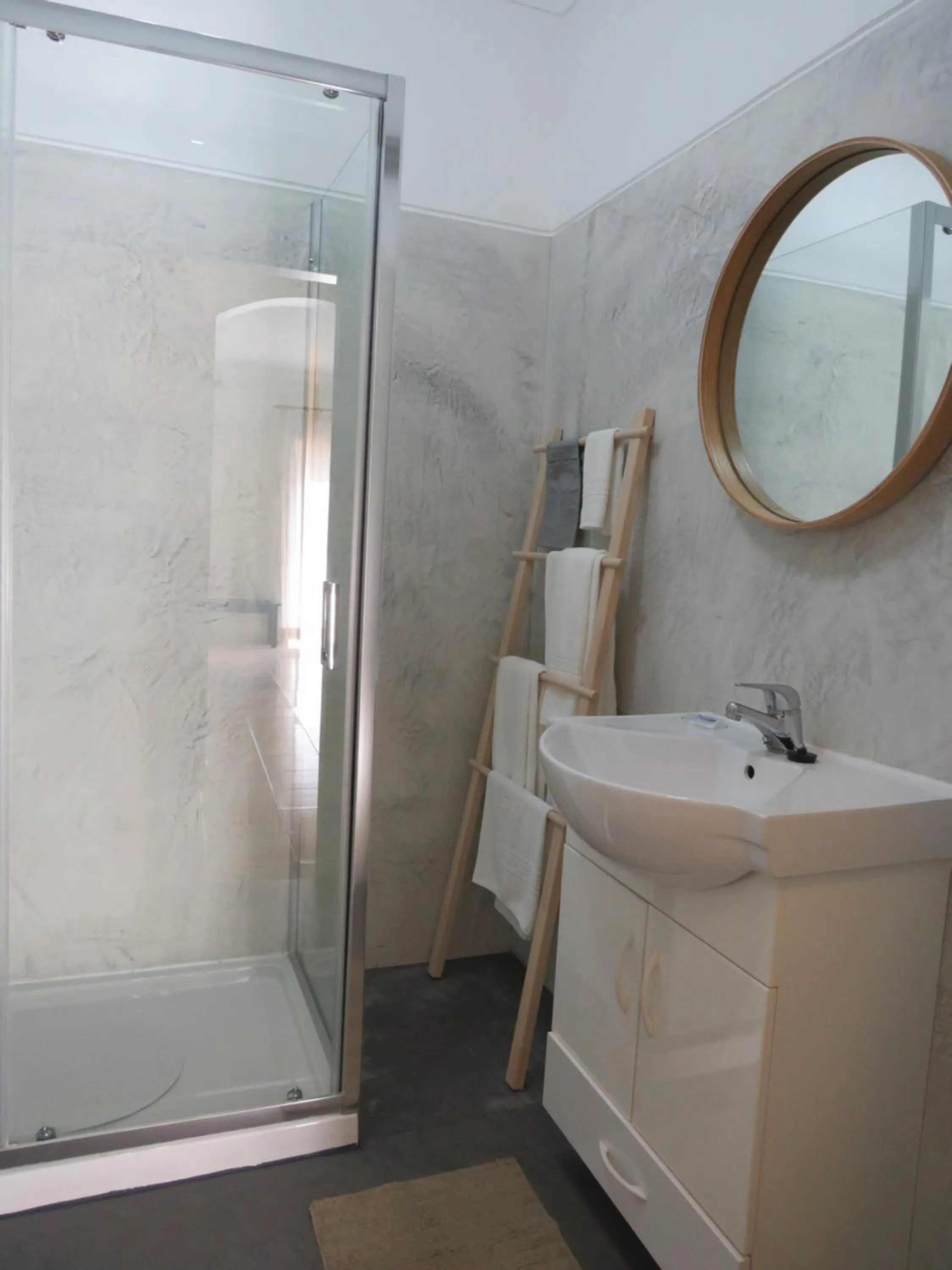 Bathroom in Hotel Apartamento Praia Azul