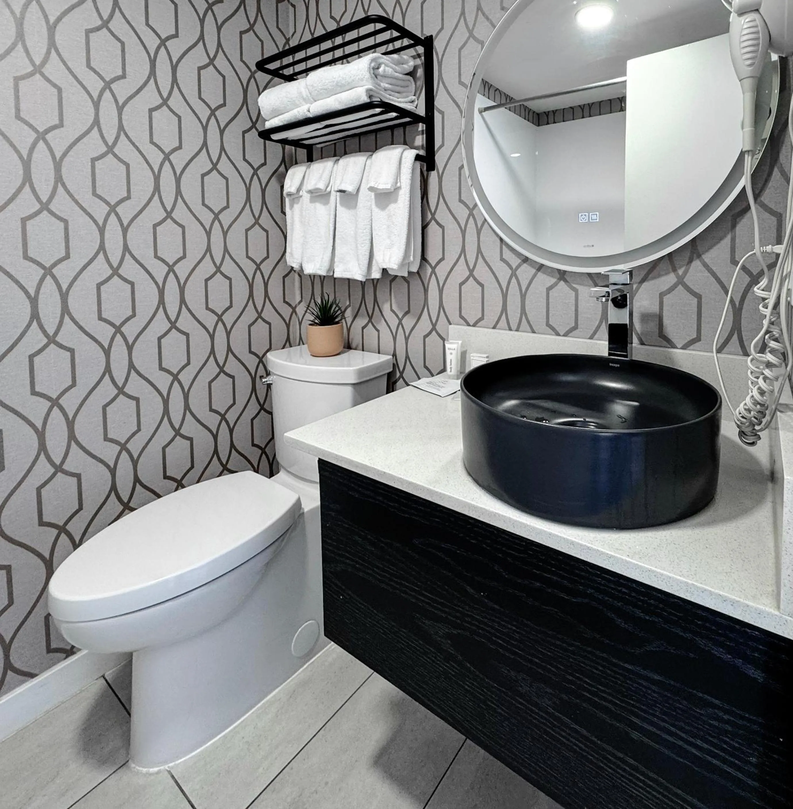 Bathroom in Sea Edge Beachside Hotel