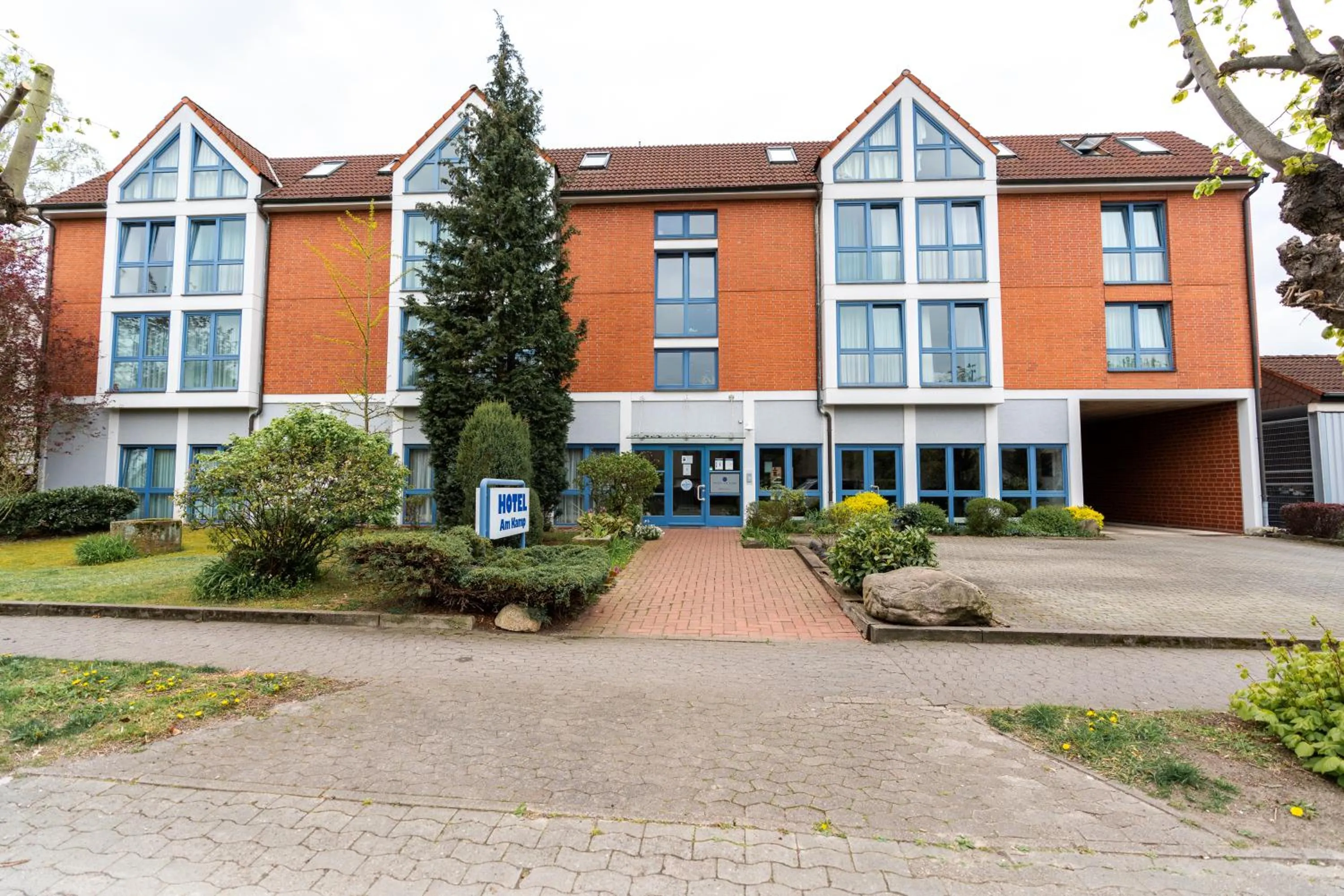 Property building in Hotel Am Kamp