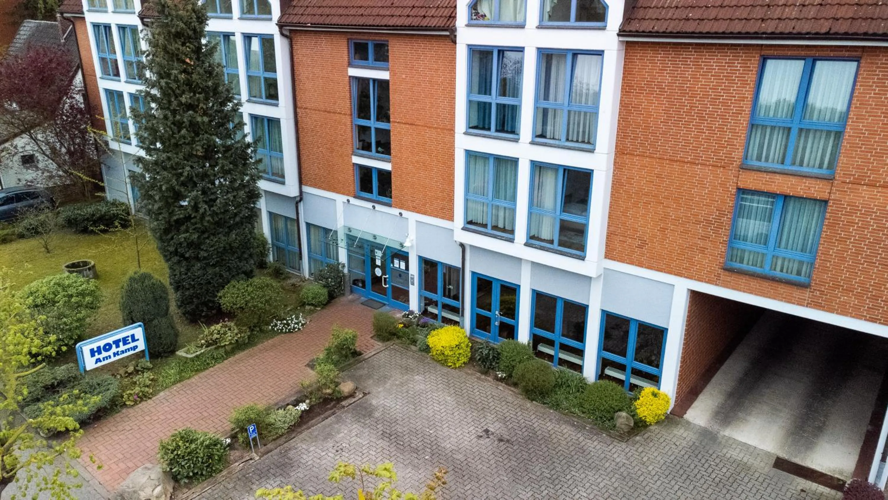 Facade/entrance in Hotel Am Kamp