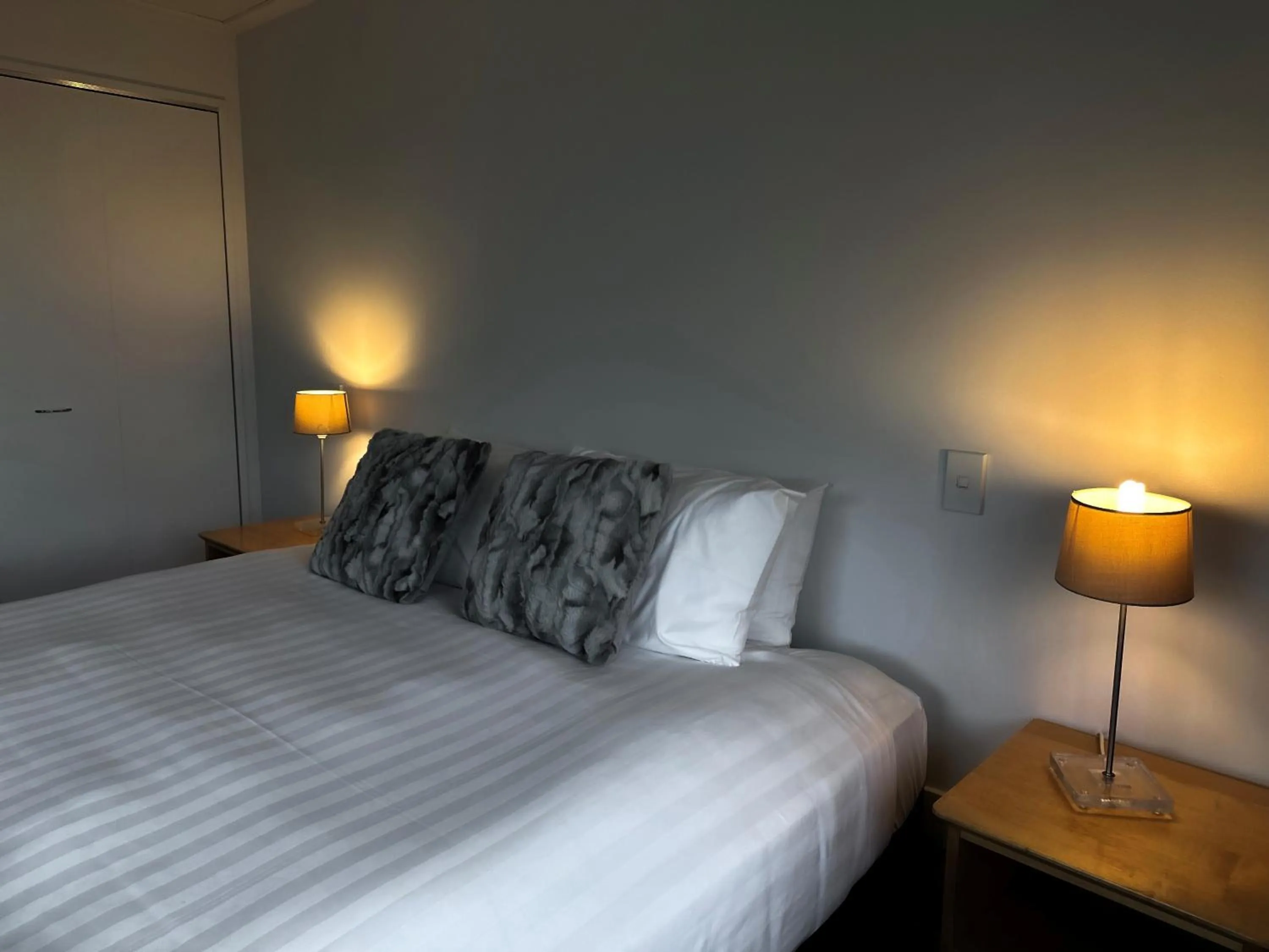 Bed in Delorenzo Studio Apartments