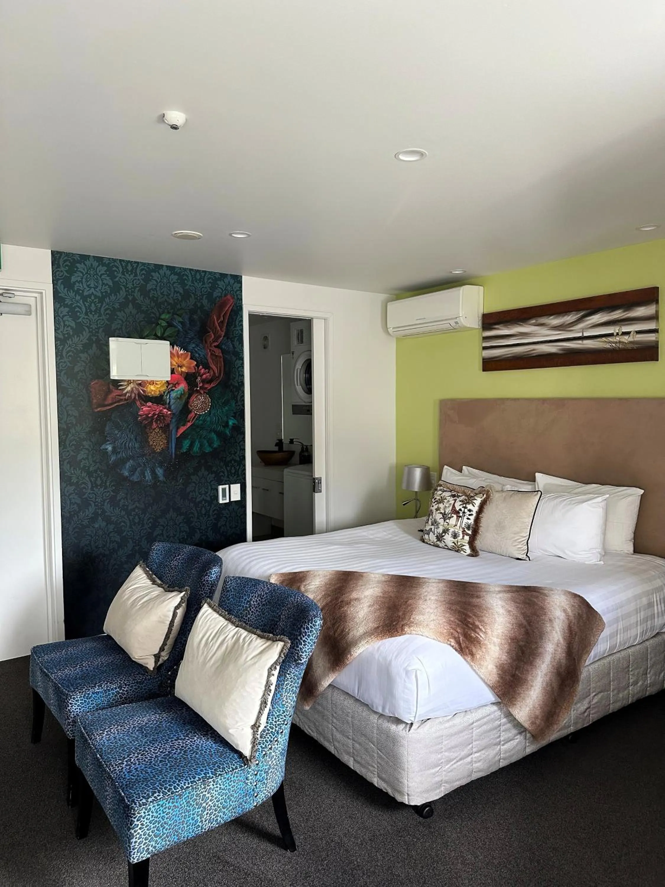 Bed in Delorenzo Studio Apartments