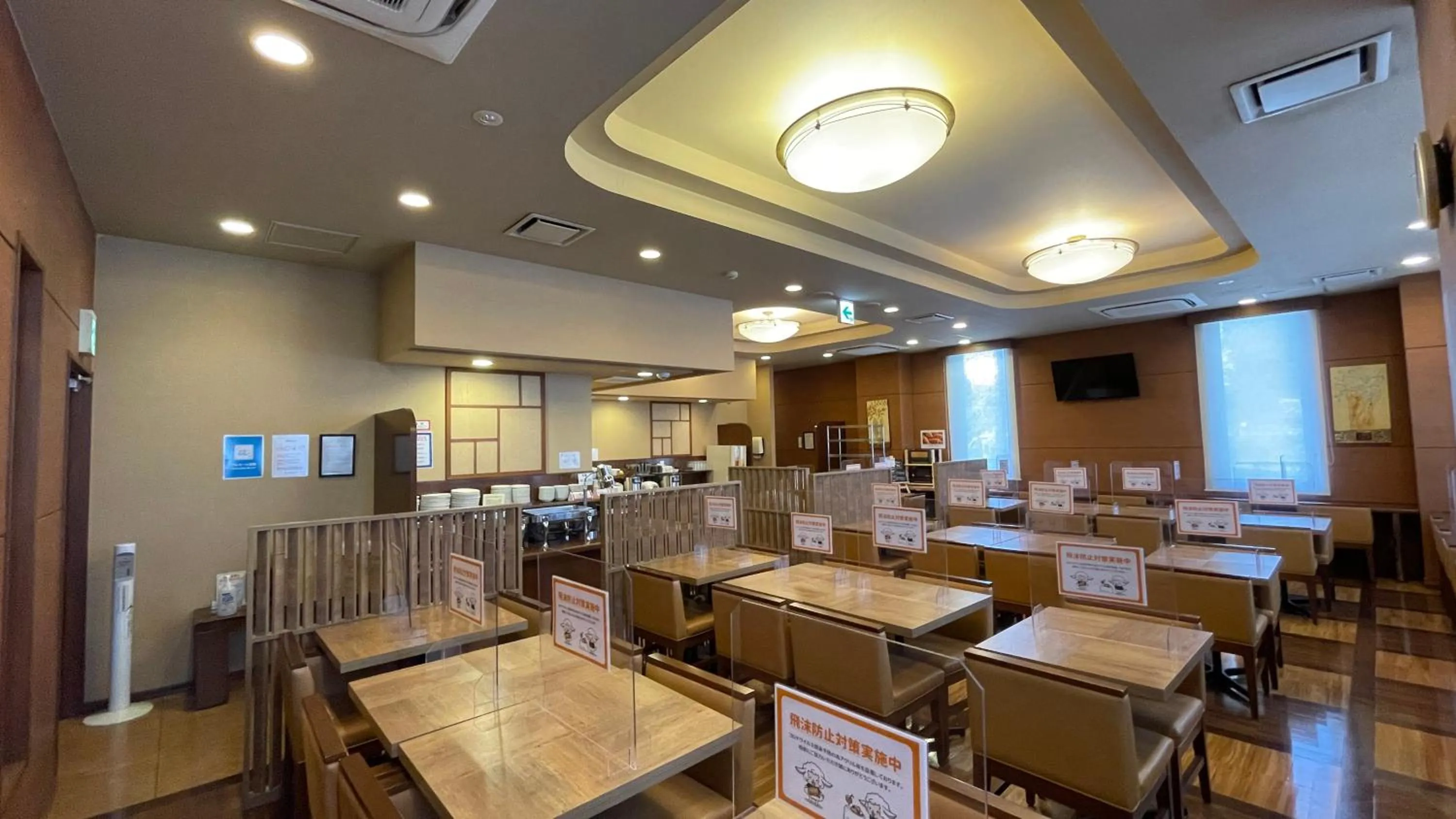 Restaurant/places to eat in Hotel Route-Inn Iyo-Saijo