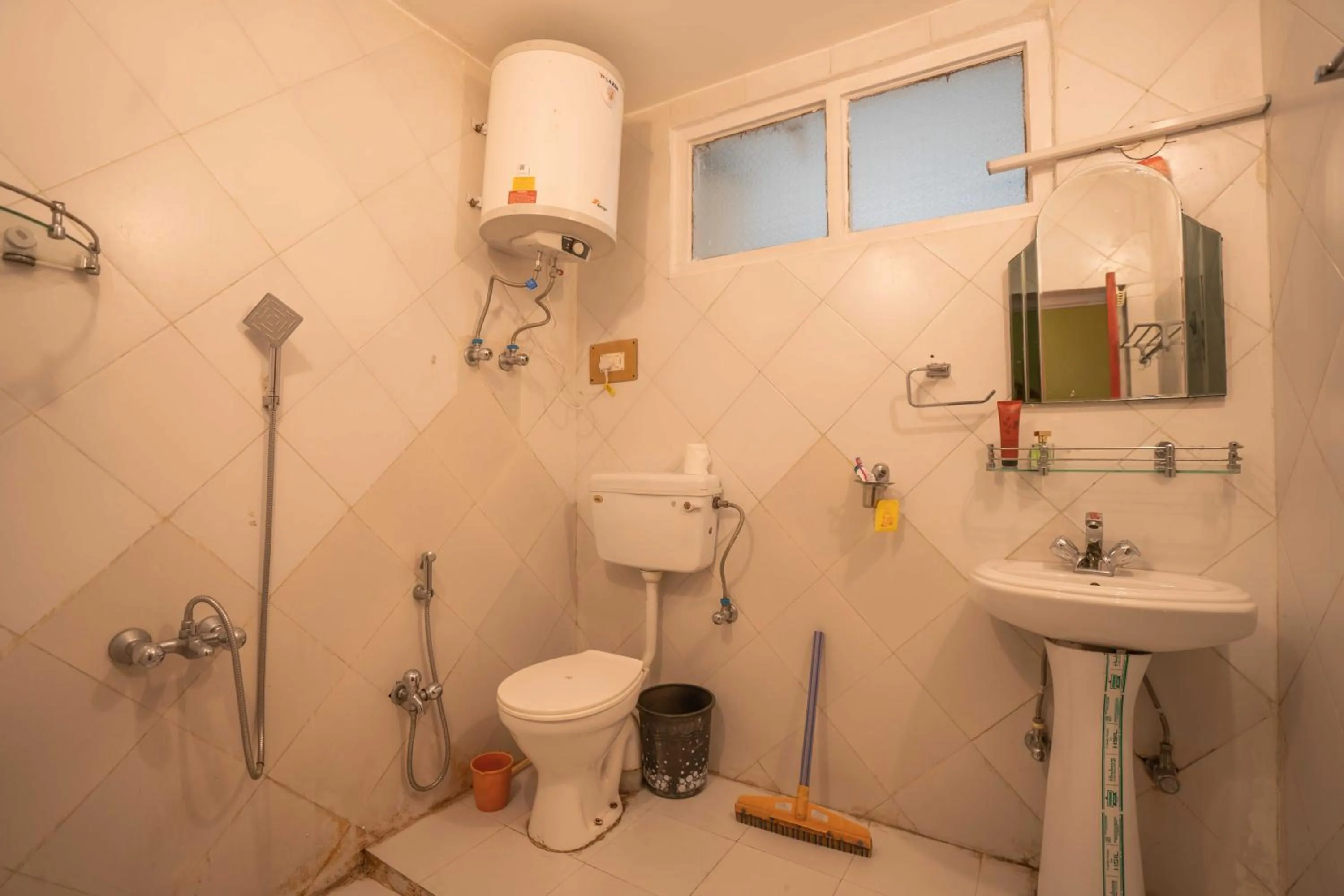 Bathroom in Zostel Srinagar