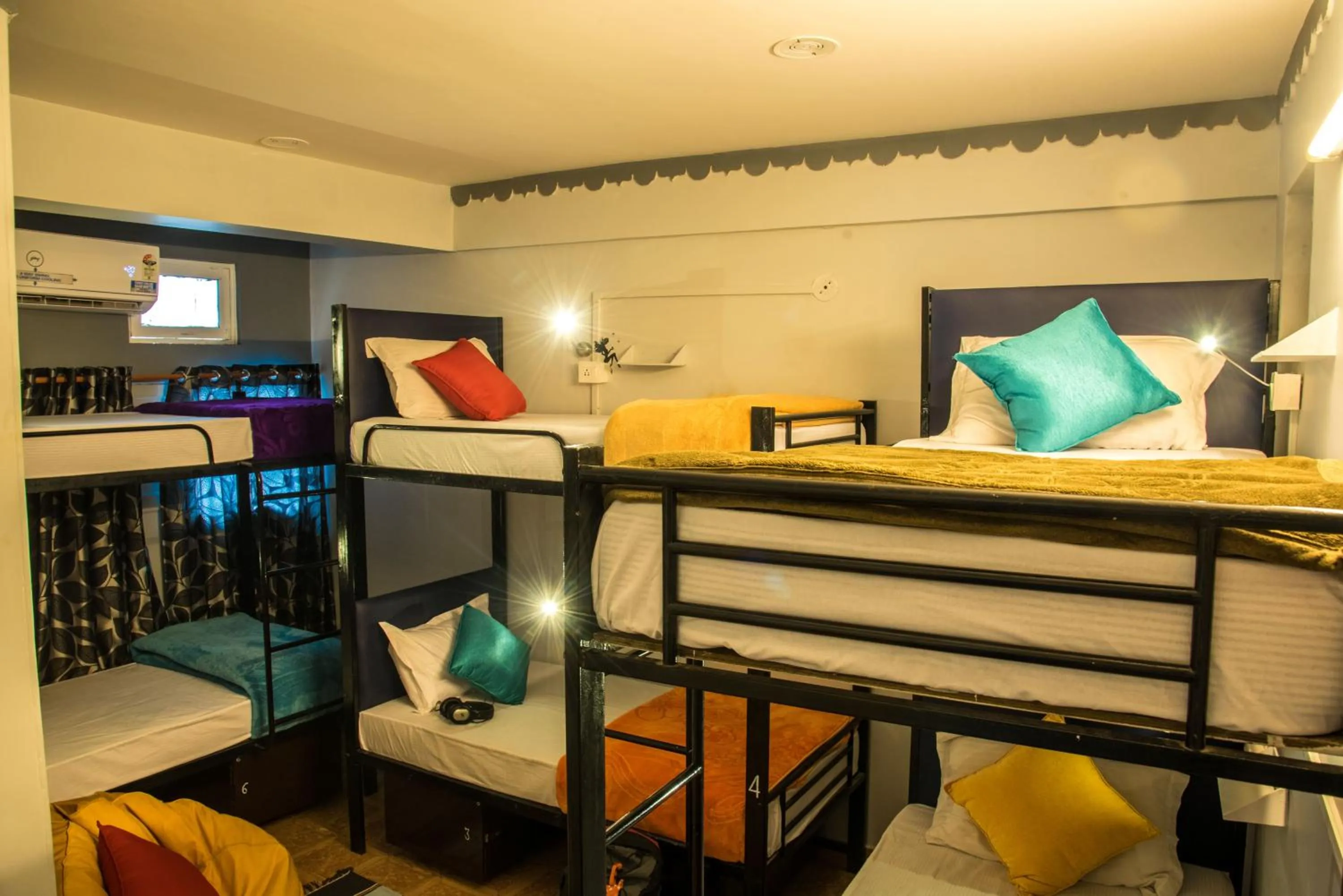 bunk bed, Bed in Zostel Jodhpur, Clock Tower