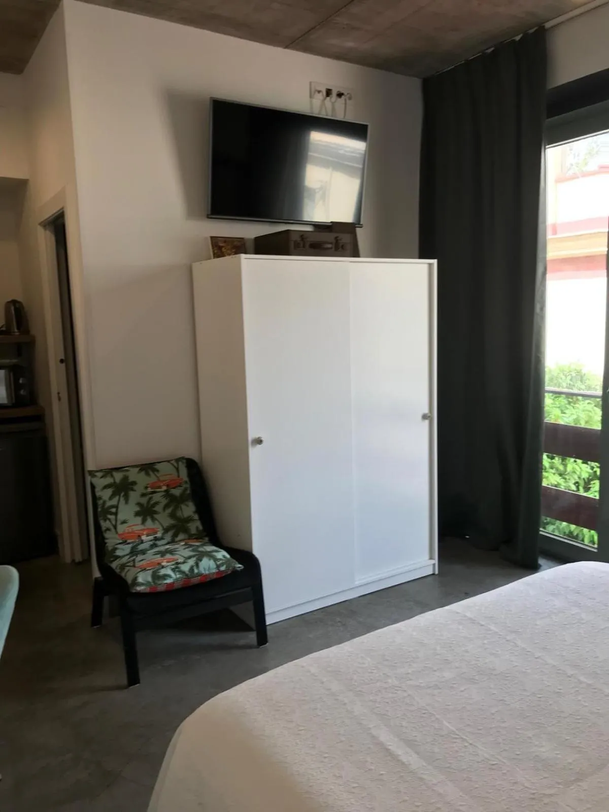 Photo of the whole room, Bed in Urban House Siurot 33