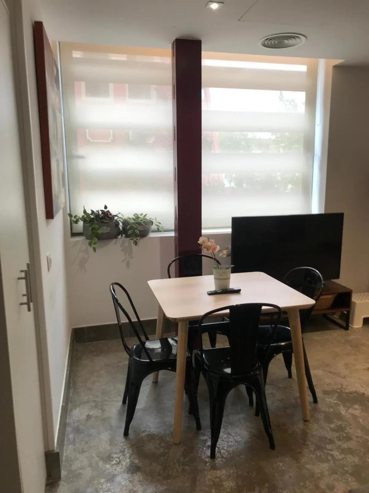 Living room in Urban House Siurot 33