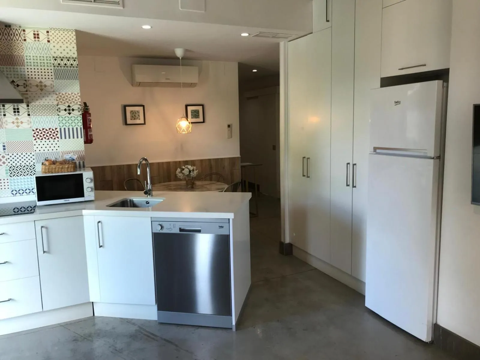 Kitchen or kitchenette in Urban House Siurot 33