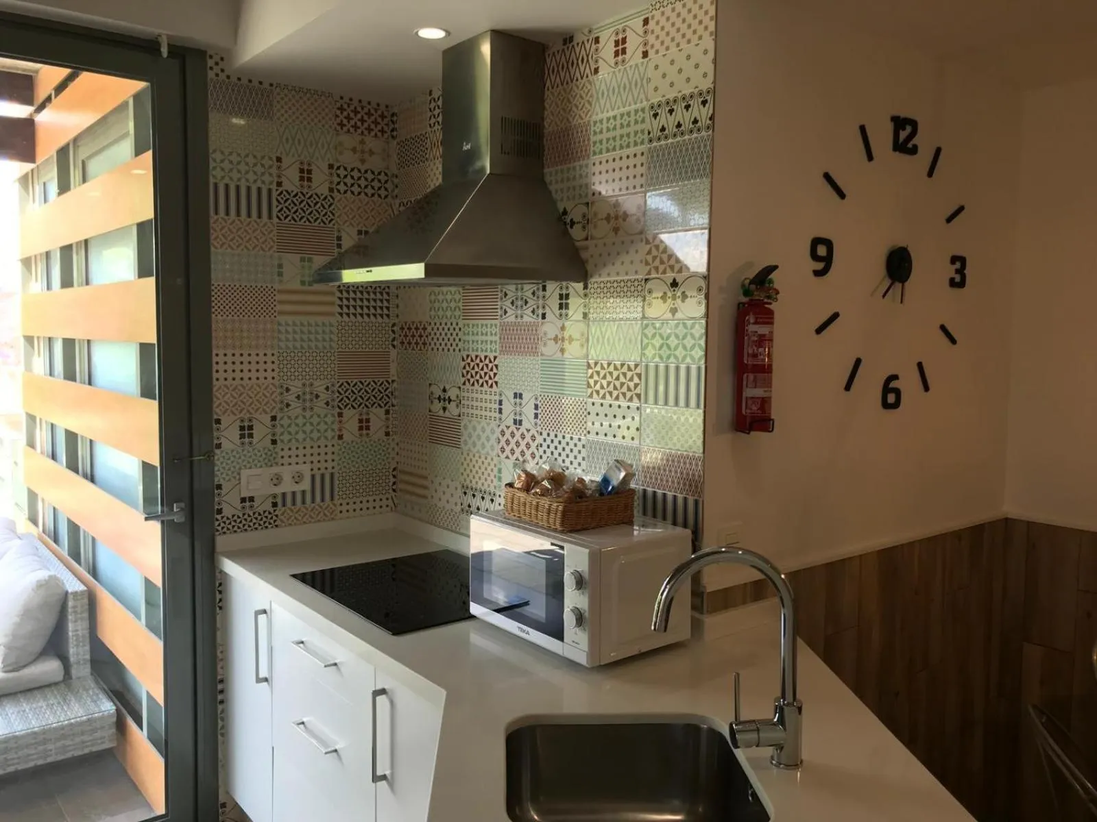 Kitchen or kitchenette in Urban House Siurot 33