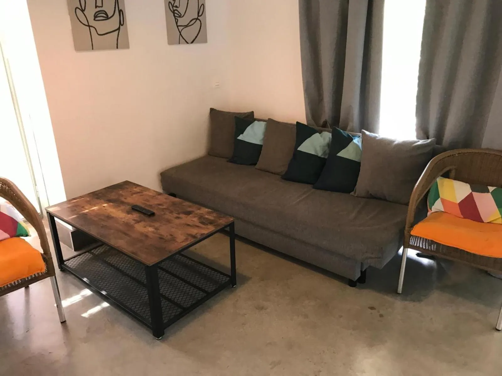 Bed in Urban House Siurot 33