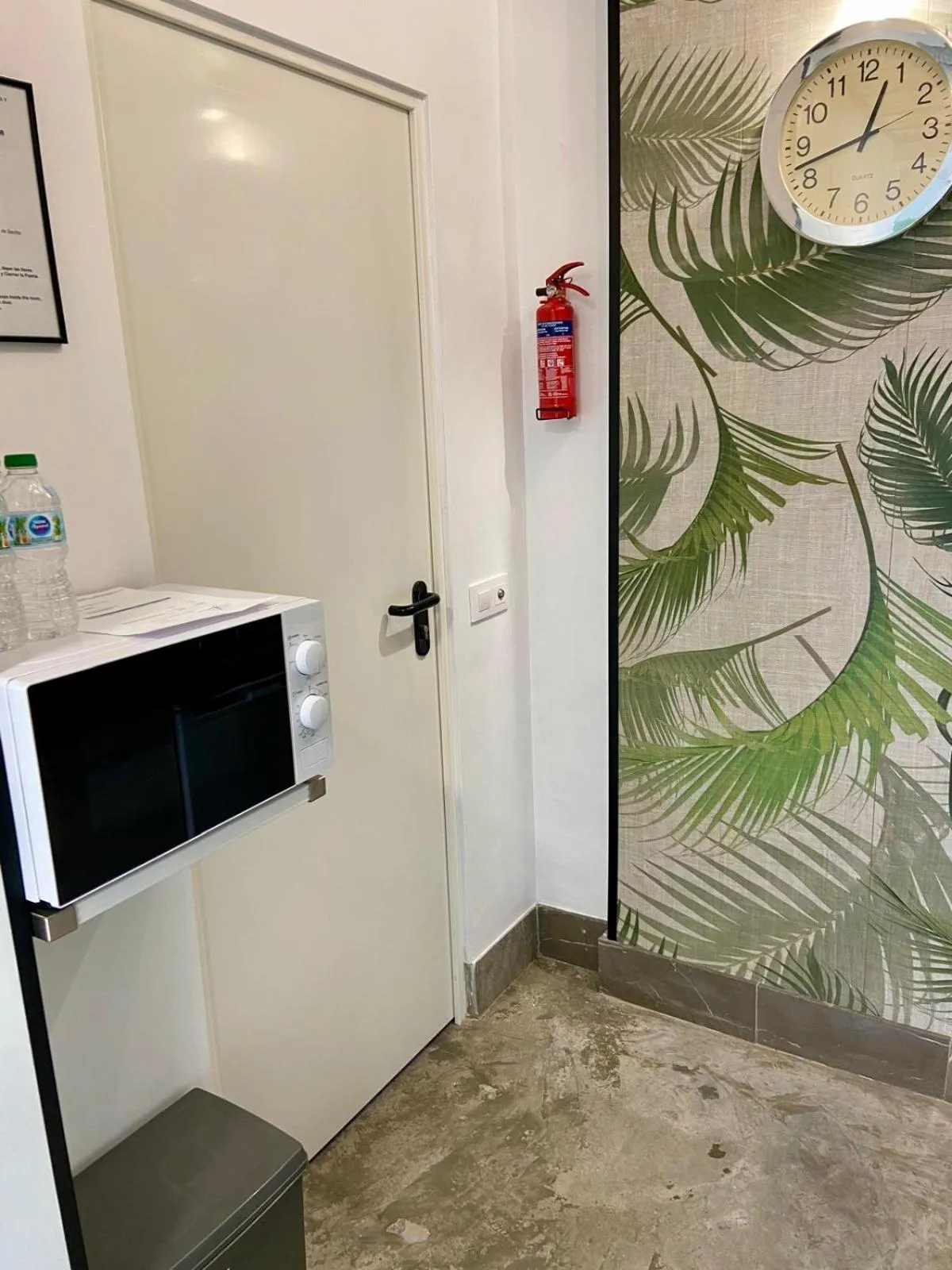 Kitchen or kitchenette in Urban House Siurot 33