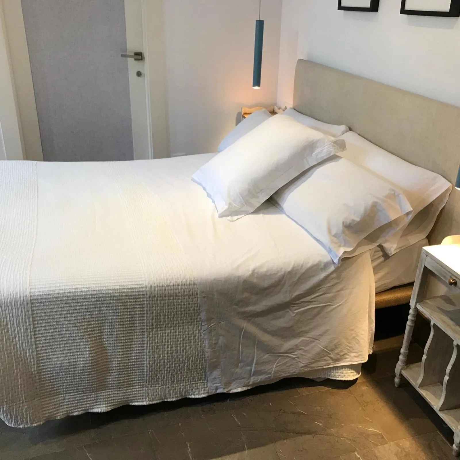 Bed in Urban House Siurot 33