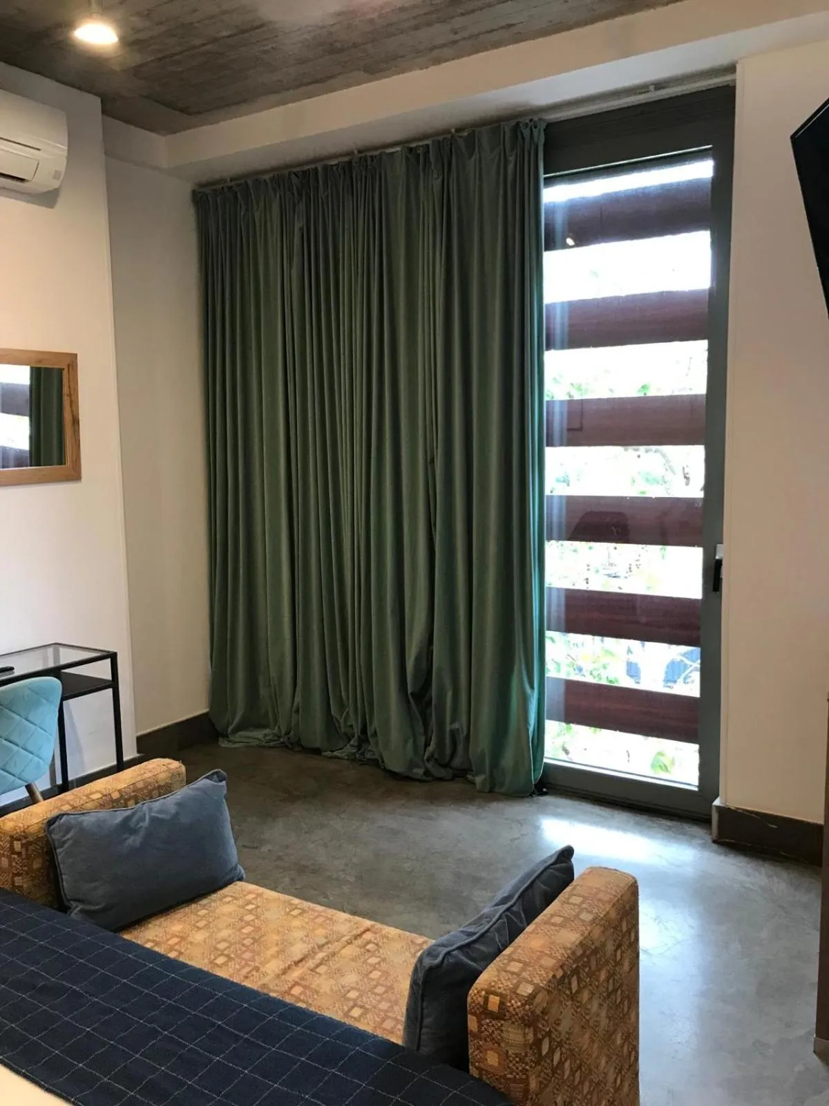 Photo of the whole room, Bed in Urban House Siurot 33