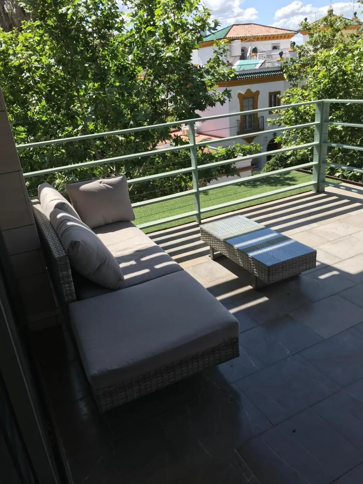 Balcony/Terrace in Urban House Siurot 33