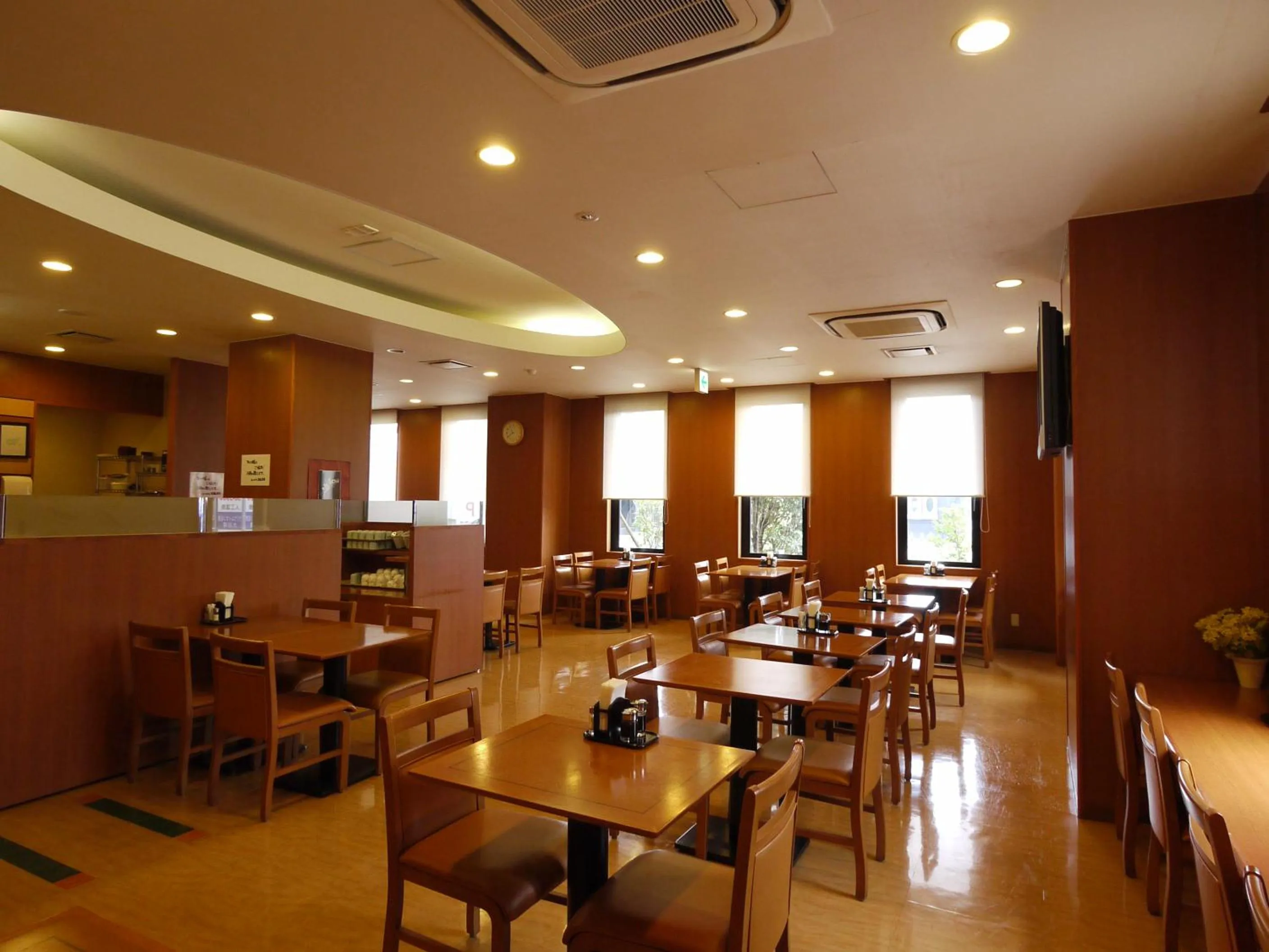 Restaurant/places to eat in Hotel Route-Inn Matsusaka Ekihigashi