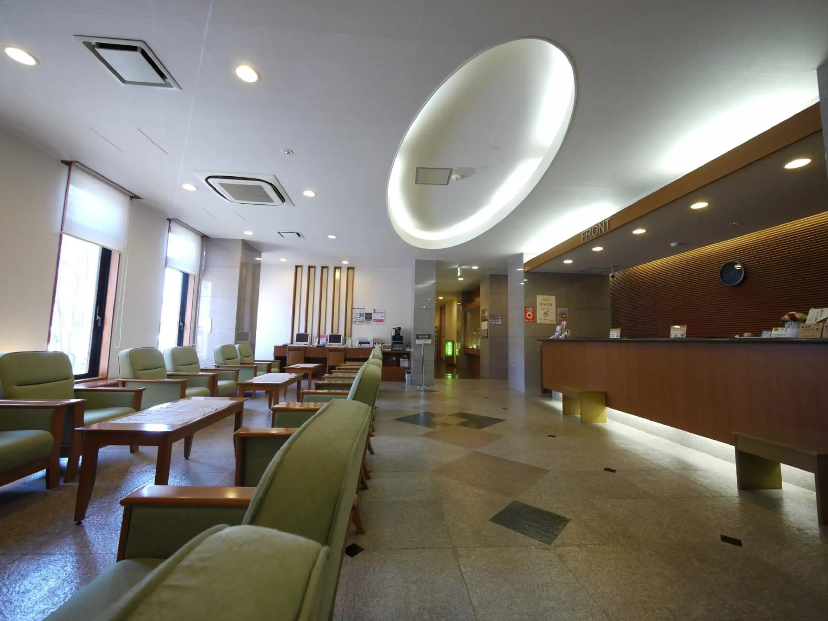 Lobby or reception in Hotel Route-Inn Matsusaka Ekihigashi Lobby or reception in Hotel Route-Inn Matsusaka Ekihigashi
