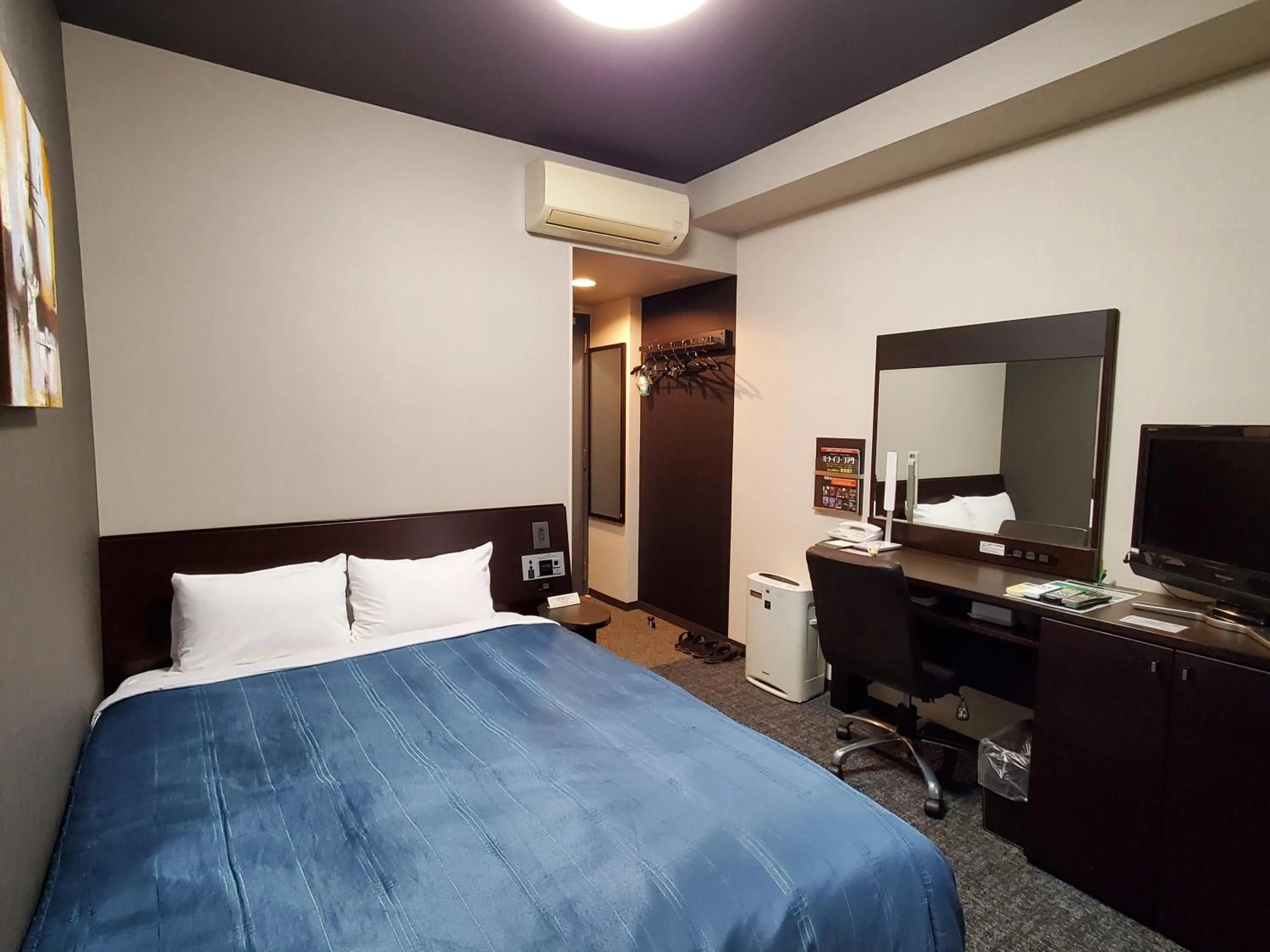 Bed in Hotel Route-Inn Dai-ni Kameyama Inter