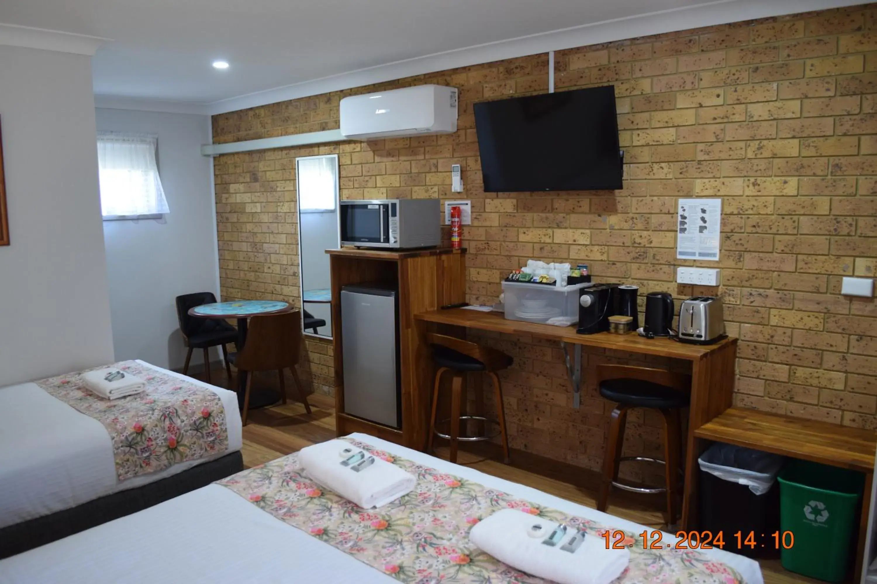 Standard Twin Room (3 Adults) in Taree Country Motel Standard Twin Room (3 Adults) in Taree Country Motel