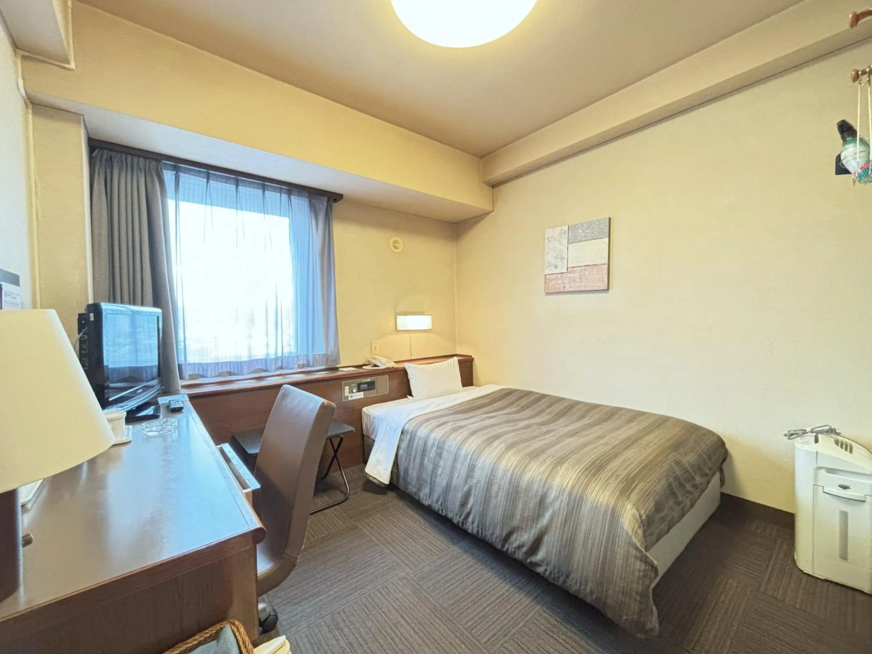 Photo of the whole room, Bed in Hotel Route-Inn Ueda -Kokudou 18 Gou-