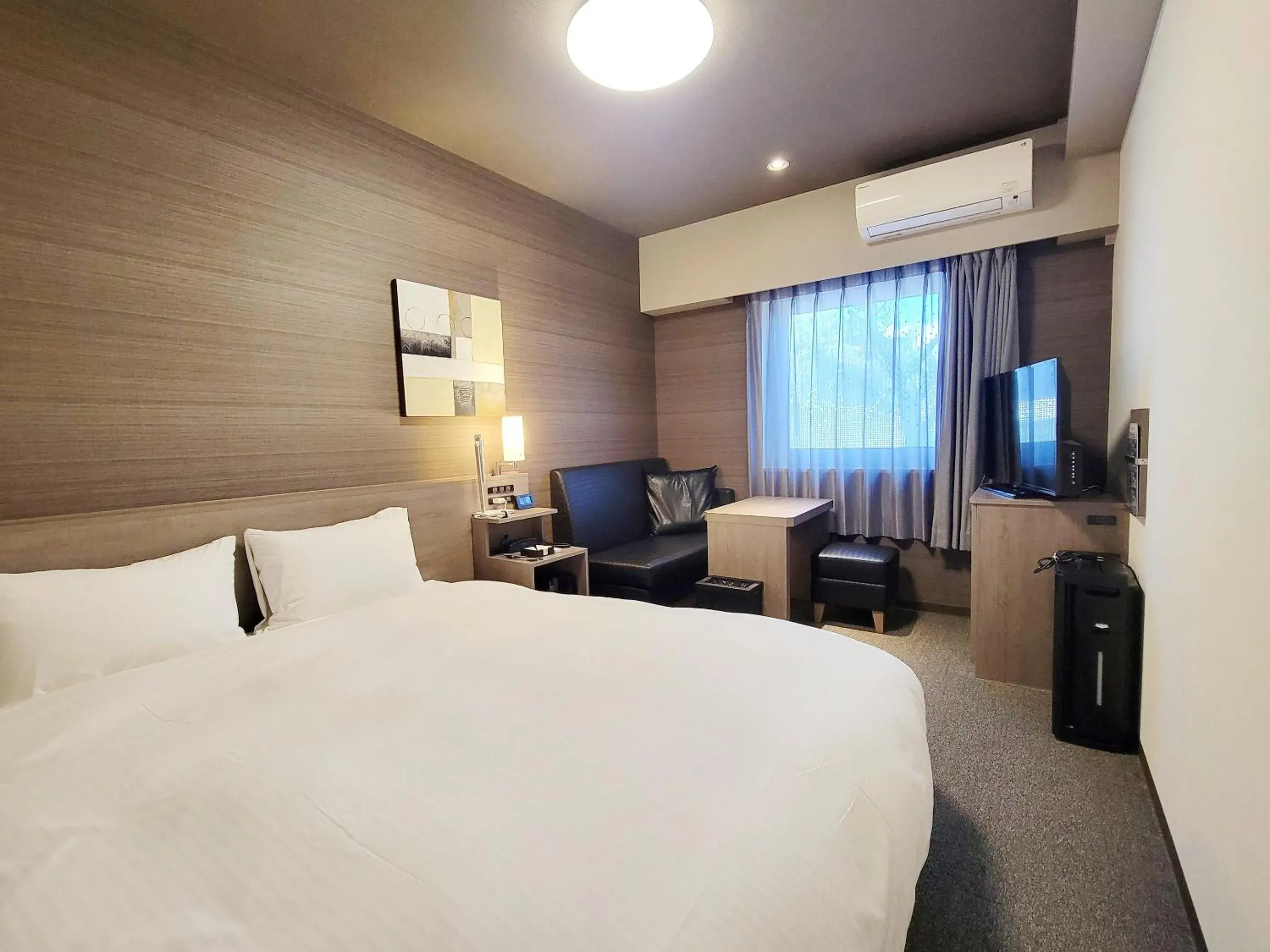 Photo of the whole room, Bed in Hotel Route-Inn Komoro Photo of the whole room, Bed in Hotel Route-Inn Komoro