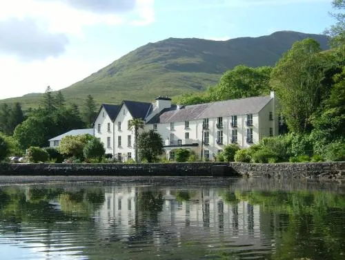 Facade/entrance in Leenane Hotel