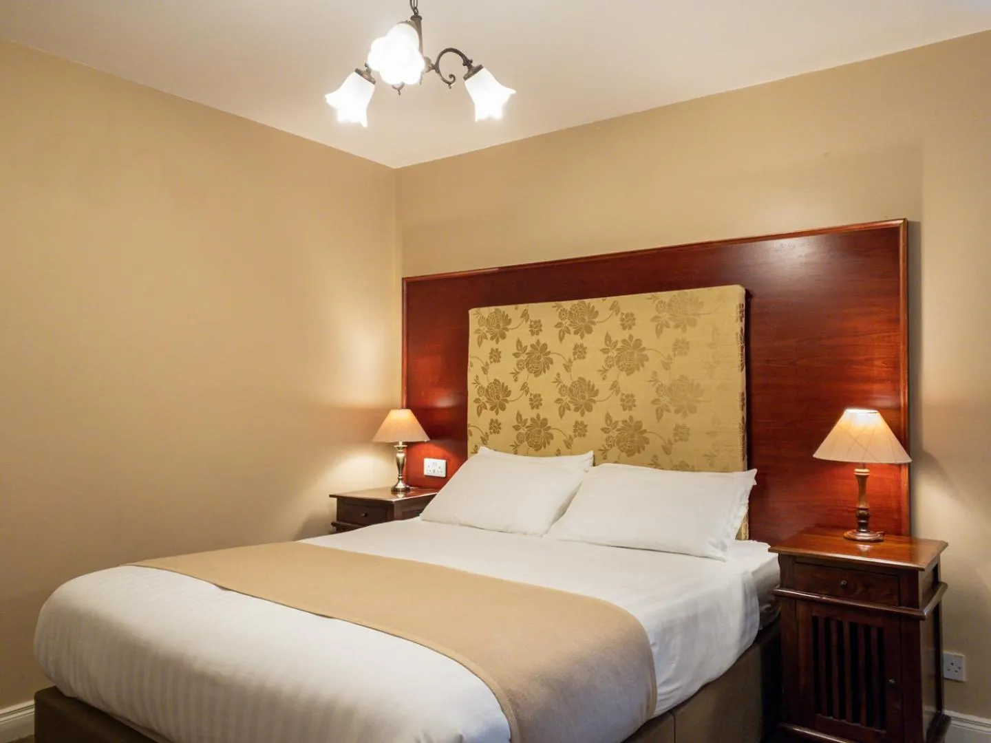 Bed in Leenane Hotel