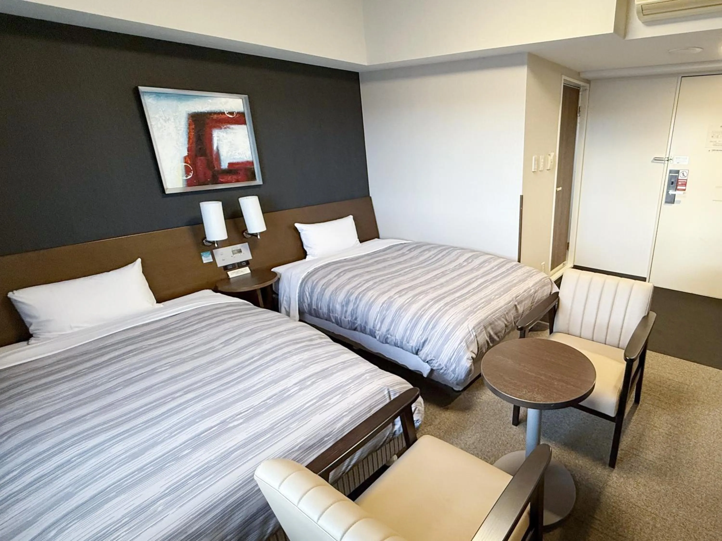 Photo of the whole room, Bed in Hotel Route-Inn Ichinoseki Inter