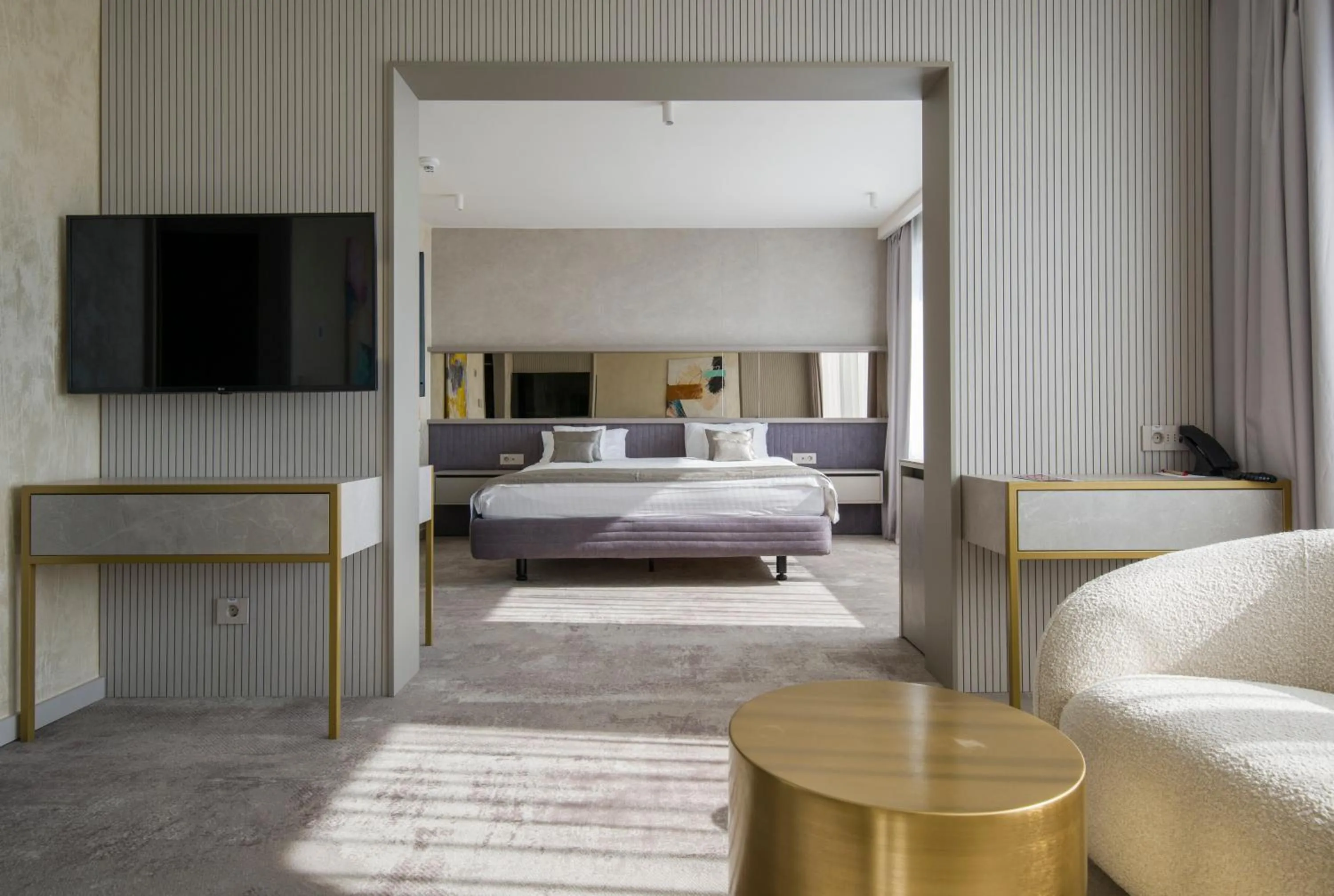 Bed in Hotel Continental