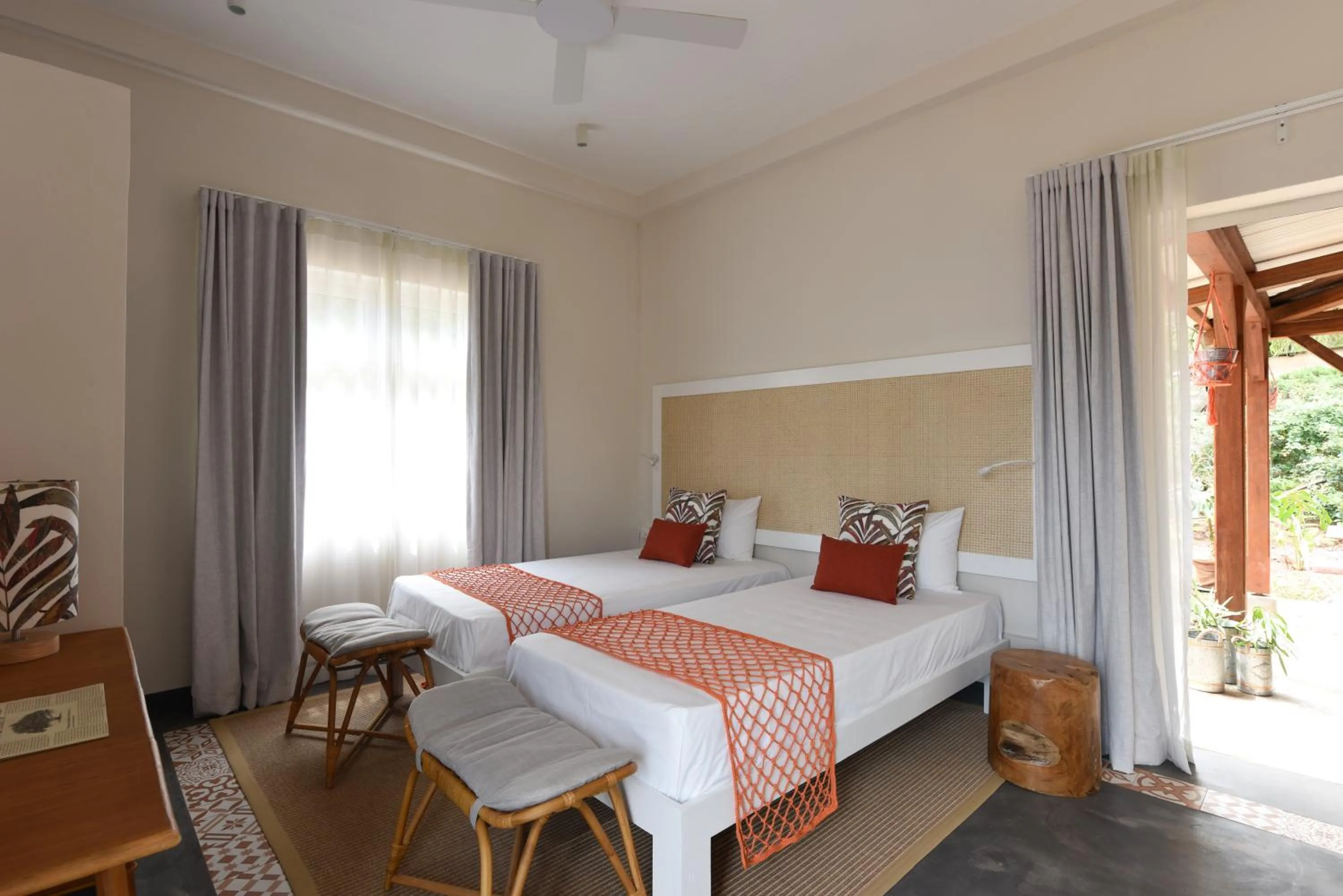 Patio in Kaz'alala Hosted B&B