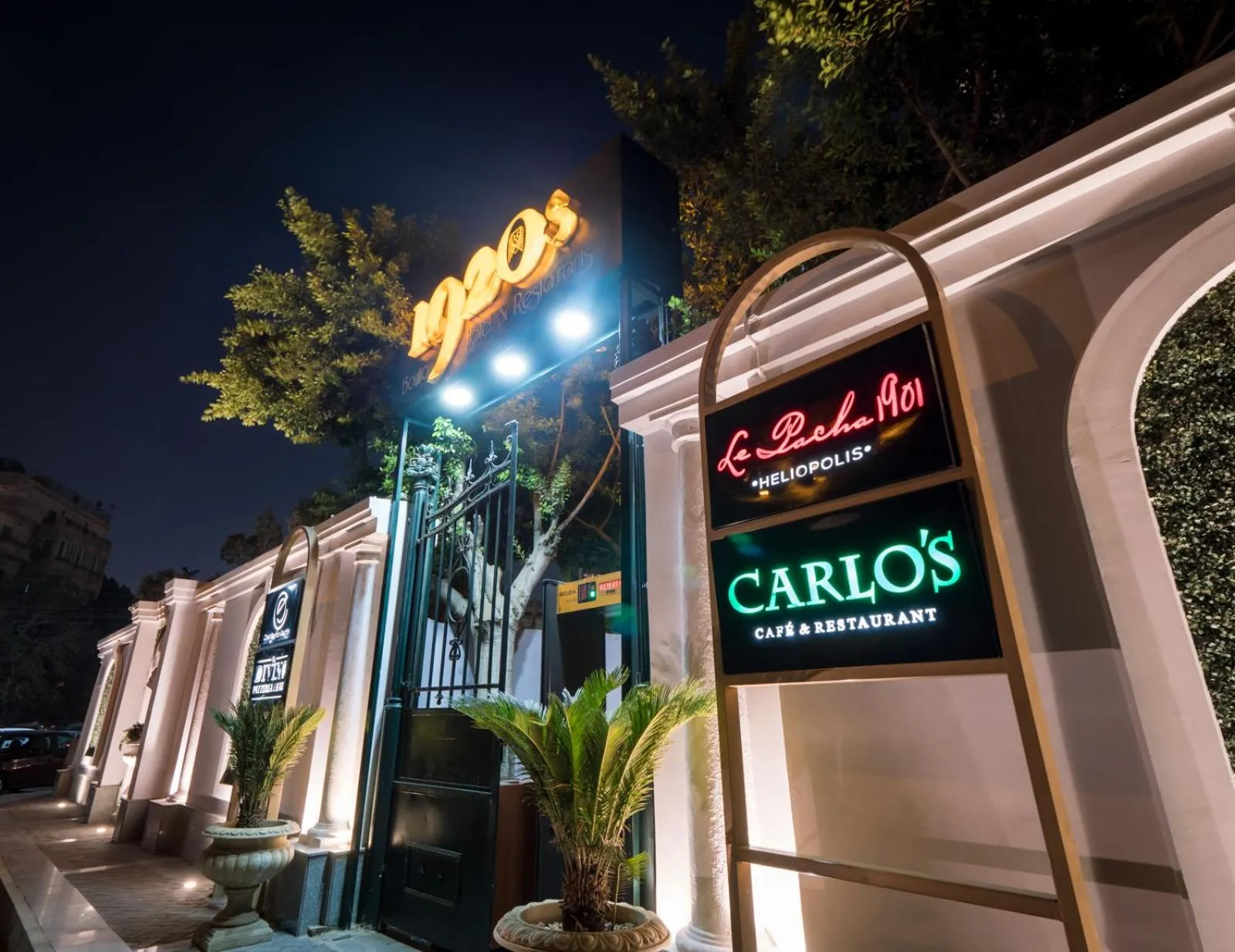 1920s Boutique Hotel and Restaurants