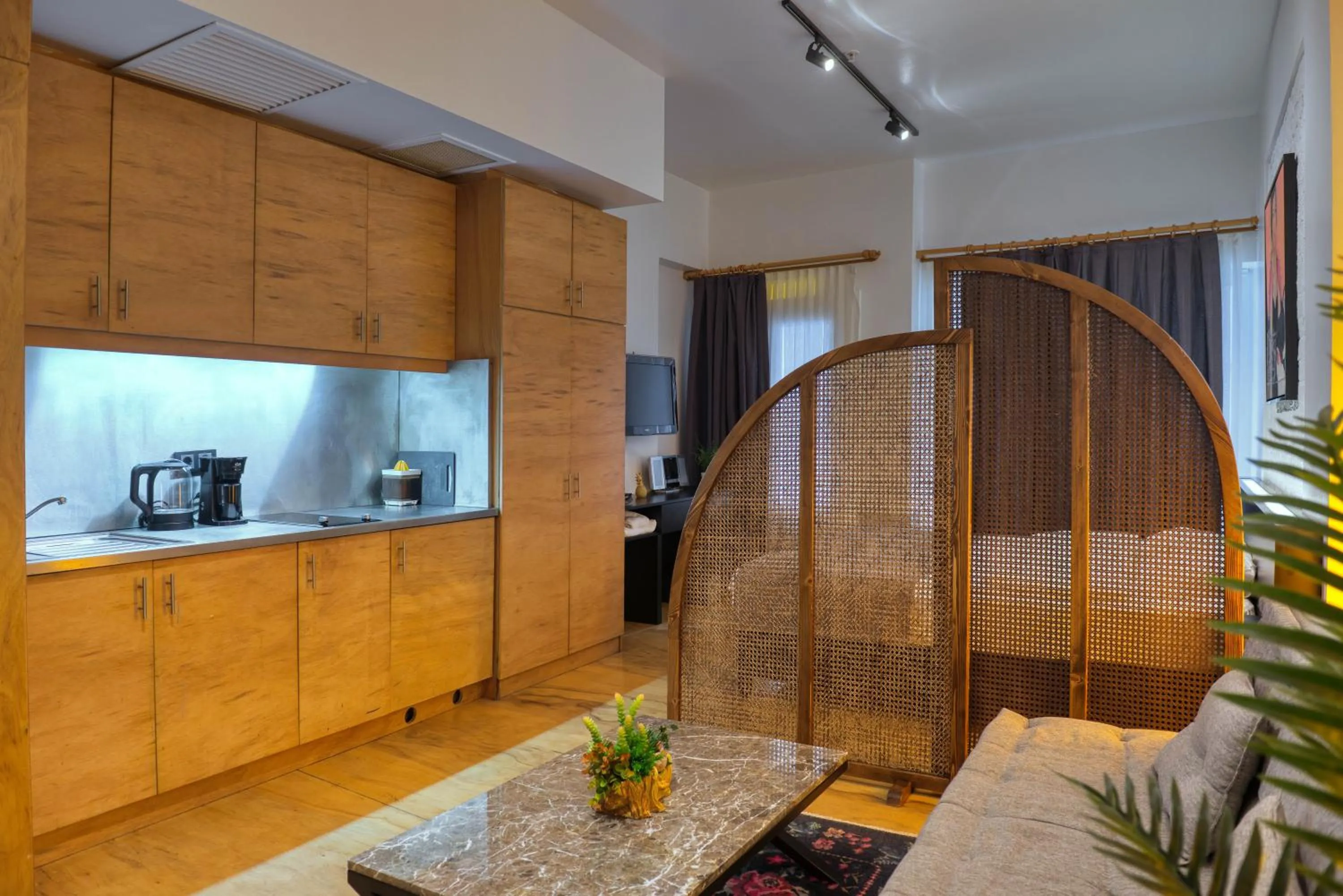 Kitchen or kitchenette in Mayer Loft Suites