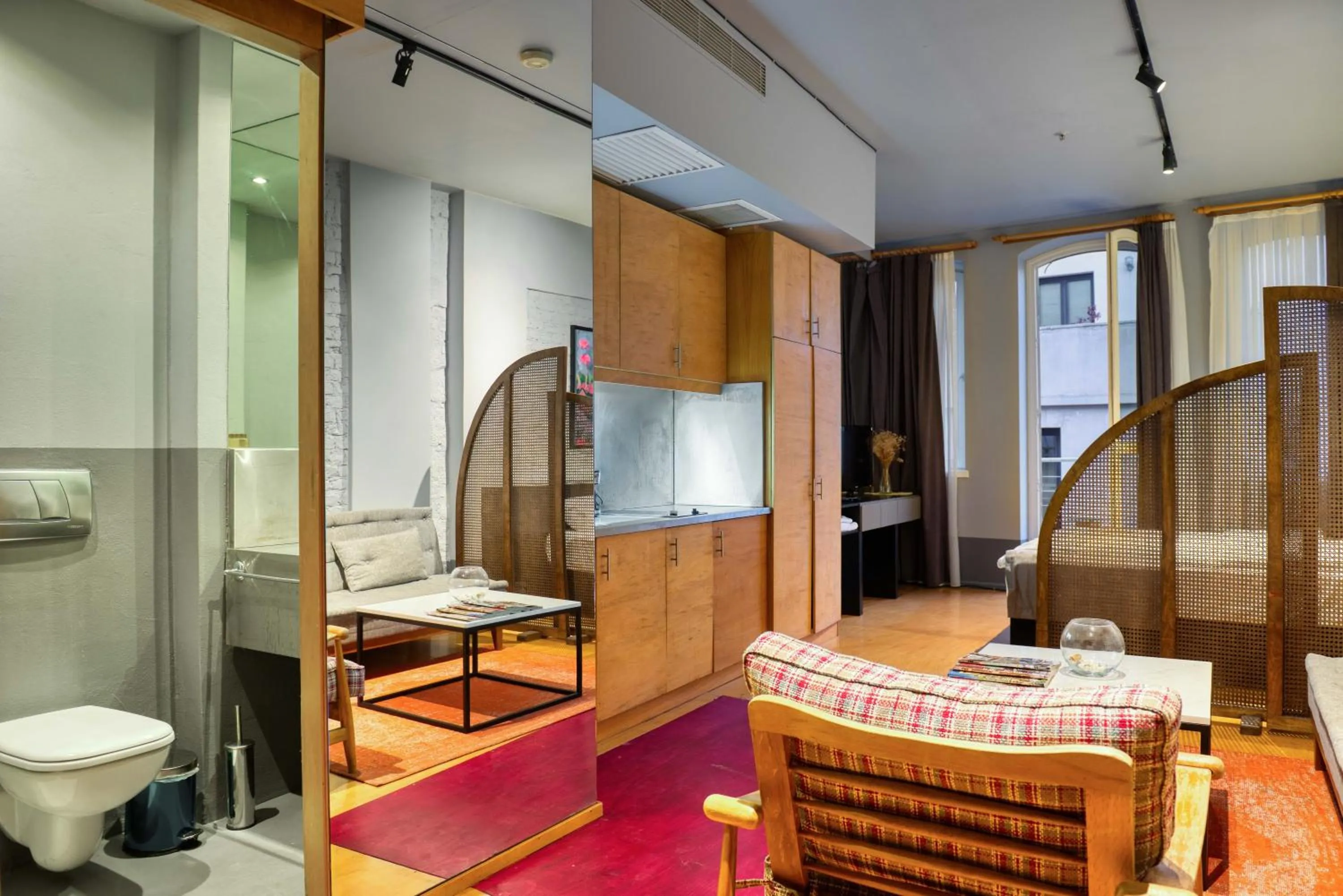 Living room in Mayer Loft Suites