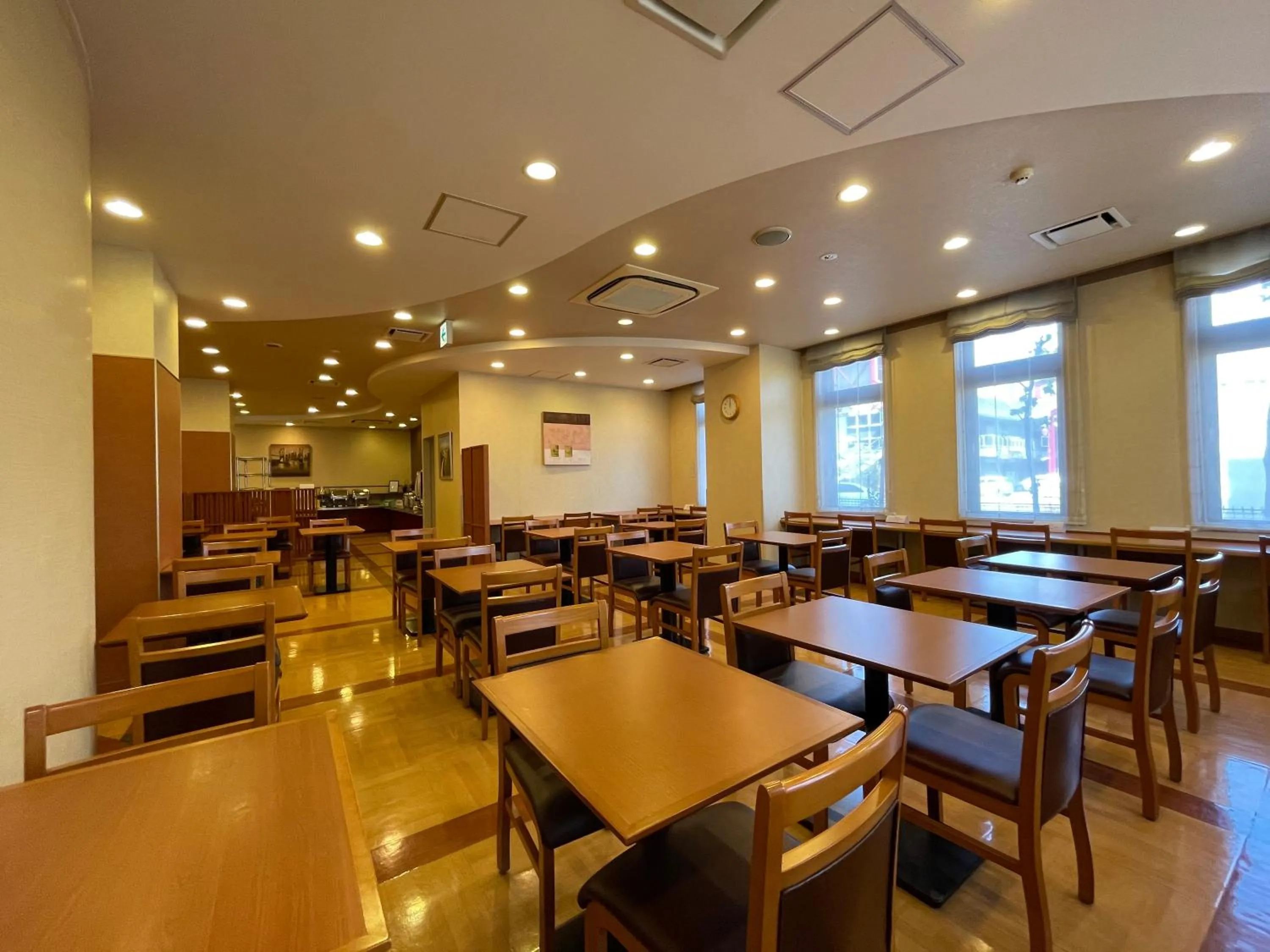 Restaurant/places to eat in Hotel Route-Inn Fukaya Ekimae