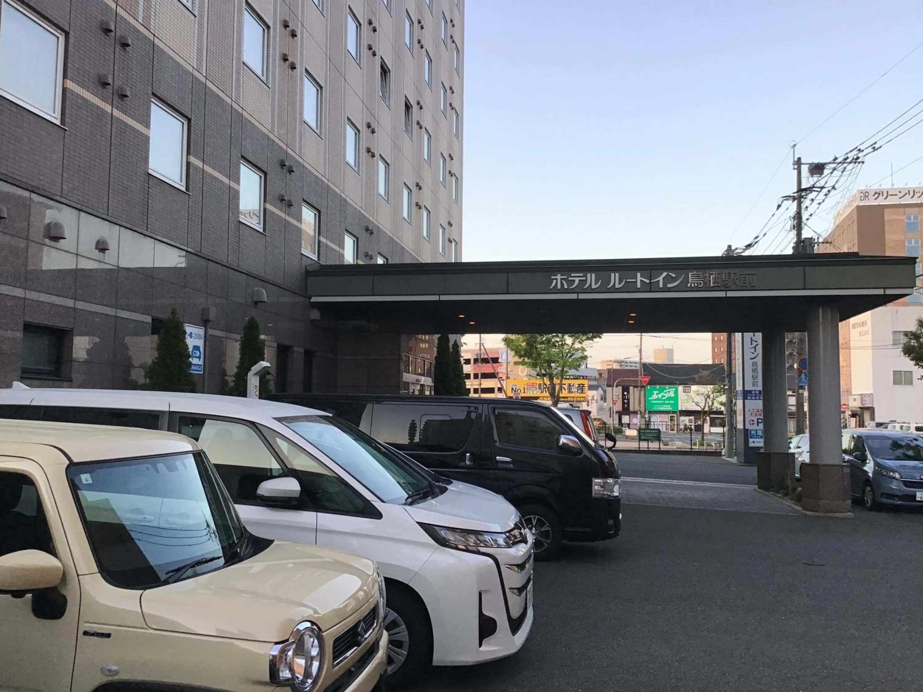 Parking in Hotel Route-Inn Tosu Ekimae