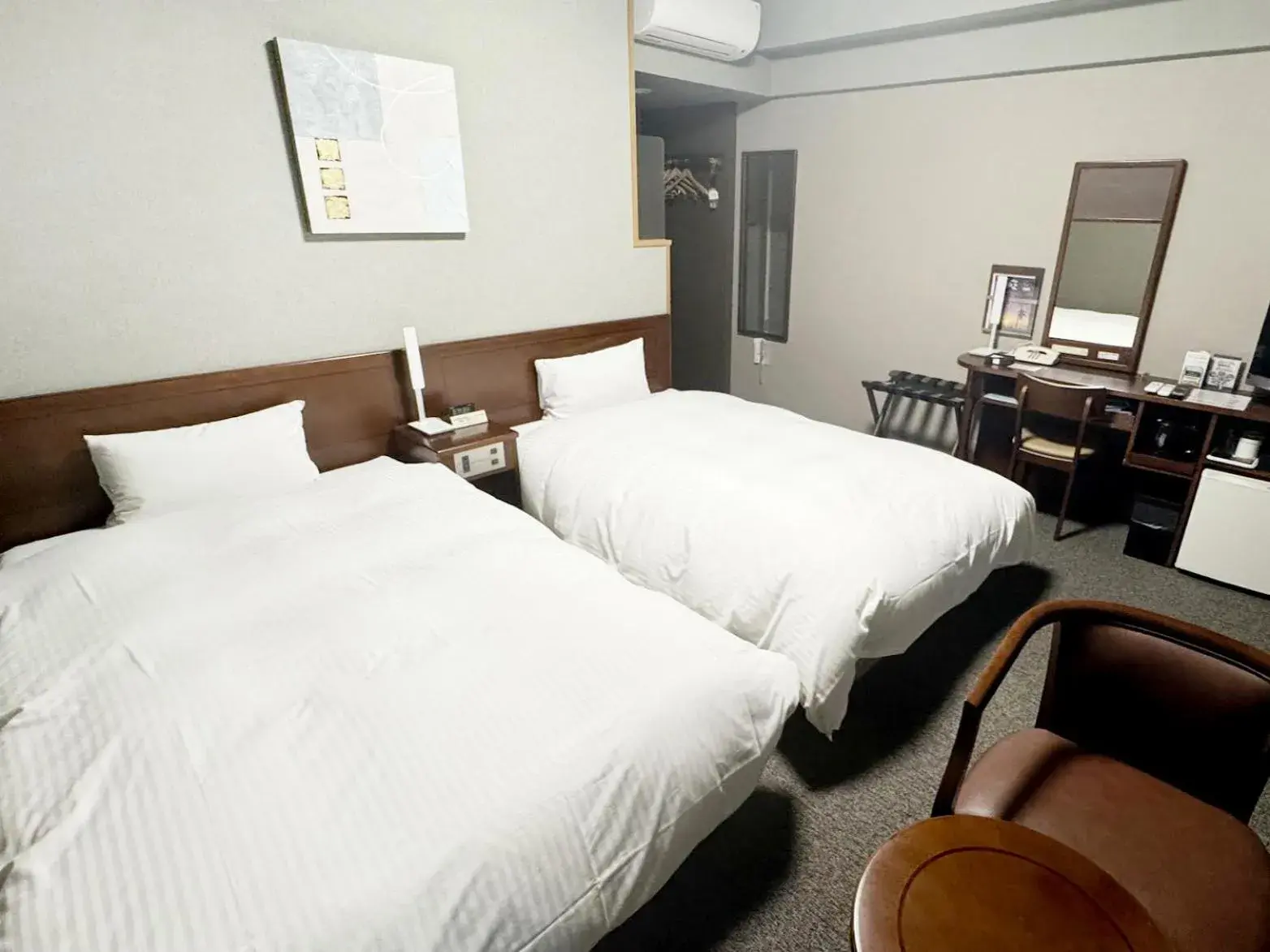 Twin Room - single occupancy - Smoking in Hotel Route-Inn Isahaya Inter Twin Room - single occupancy - Smoking in Hotel Route-Inn Isahaya Inter
