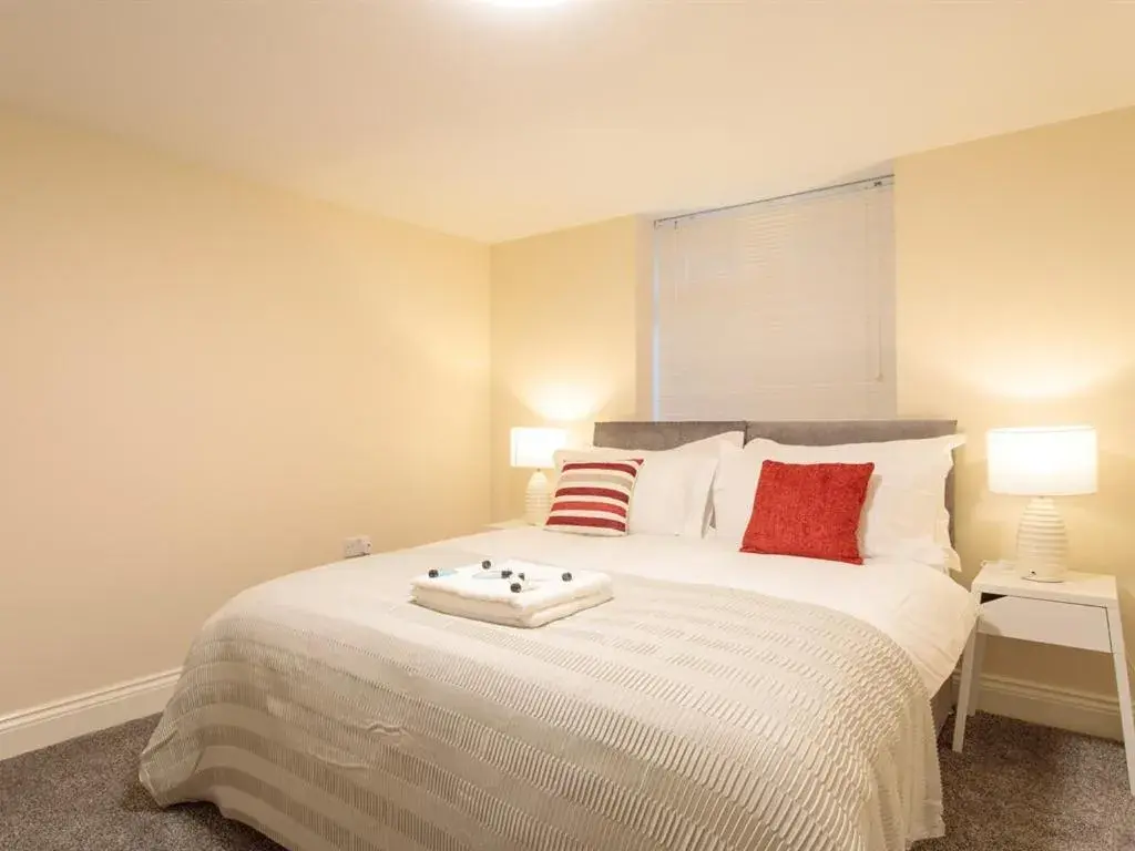 Two-Bedroom Apartment in Dartford Luxurious Apartment