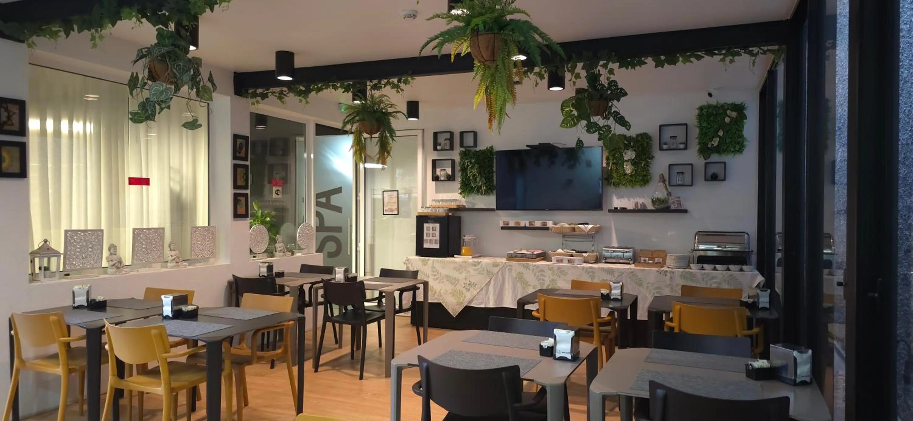 Breakfast in Apartamentos Turisticos Paraiso