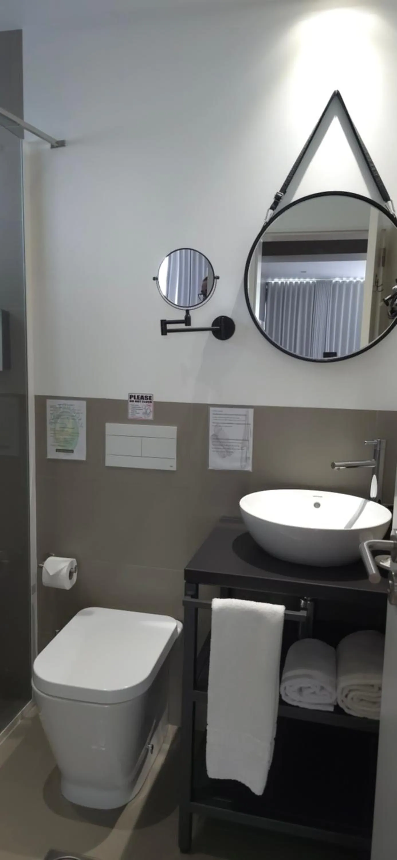 Toilet in Apartamentos Turisticos Paraiso