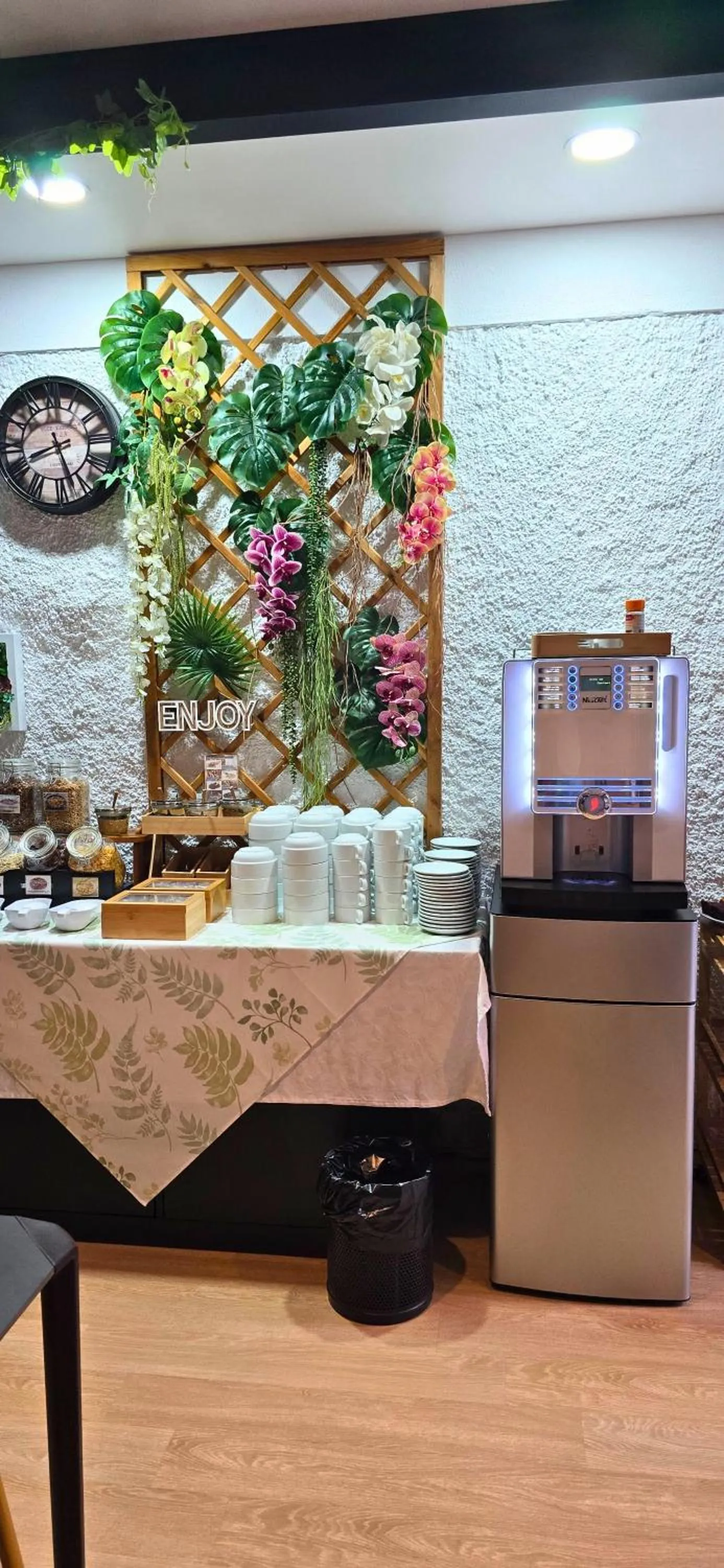 Breakfast in Apartamentos Turisticos Paraiso