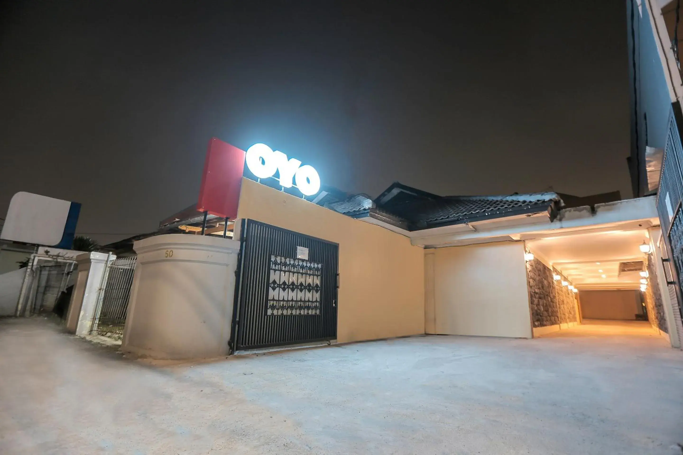 Facade/entrance in Capital O 133 Griya Ciaji Facade/entrance in Capital O 133 Griya Ciaji