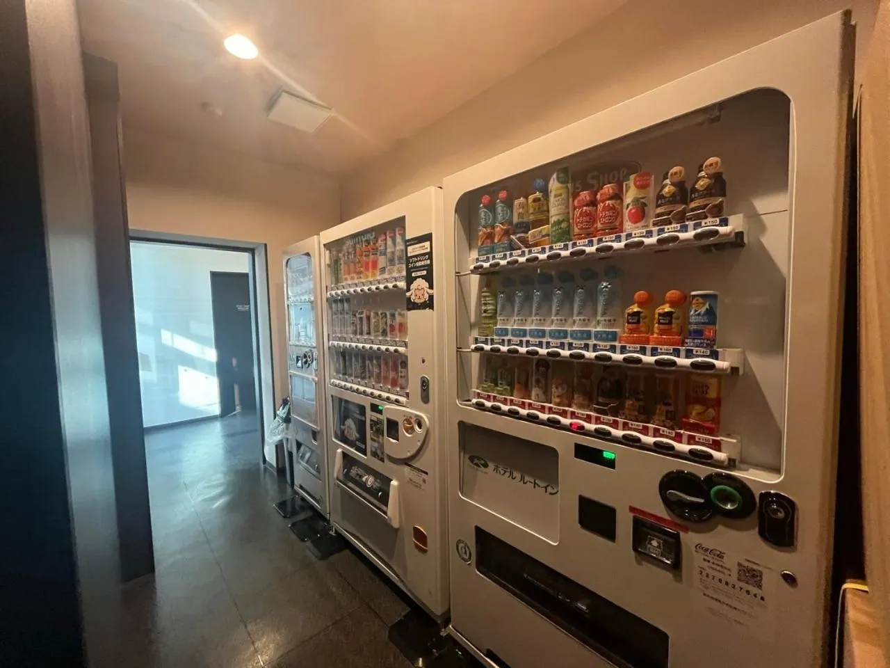 vending machine in Hotel Route-Inn Niigata Nishi Inter
