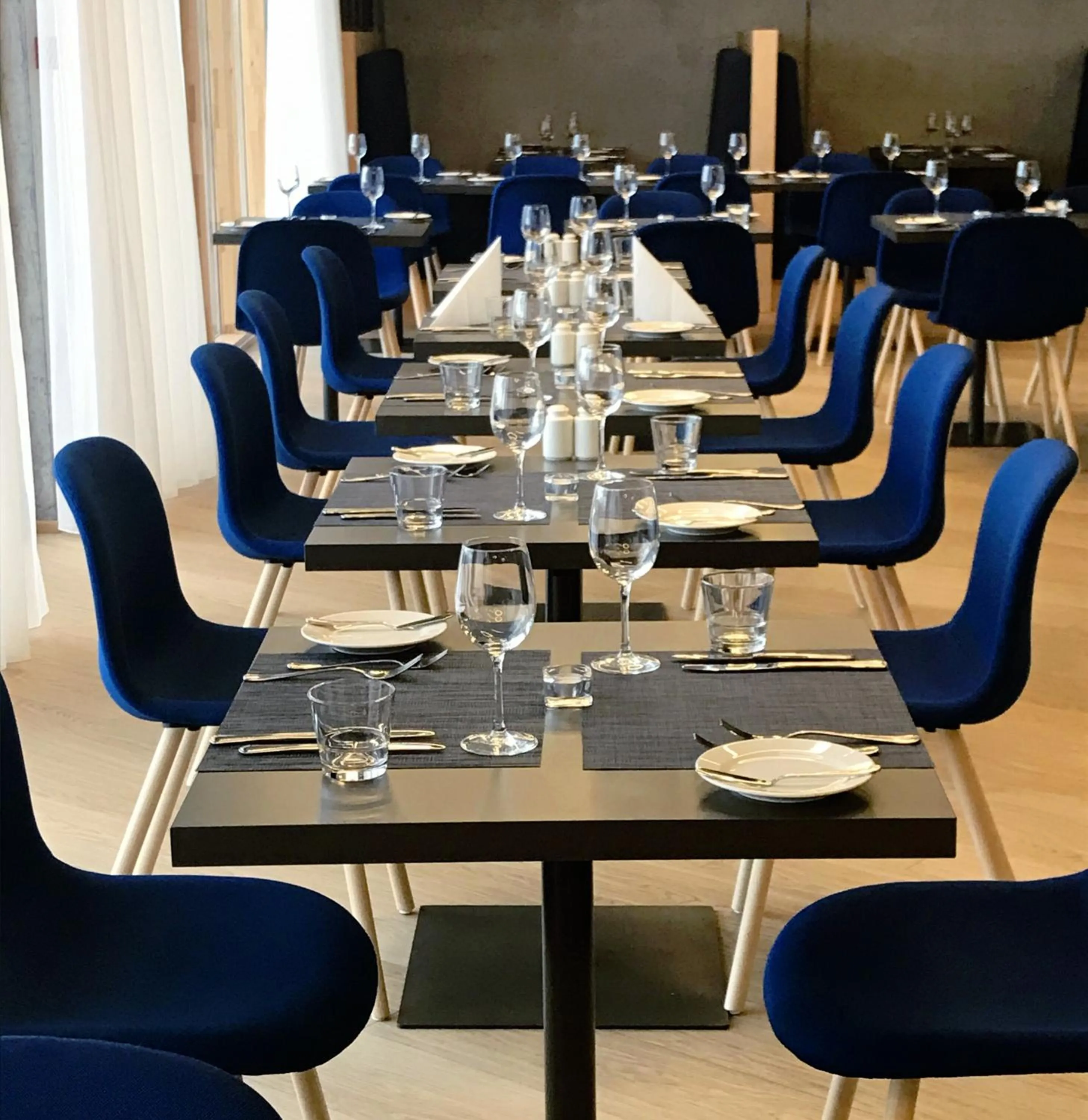 Restaurant/places to eat in Landhotel